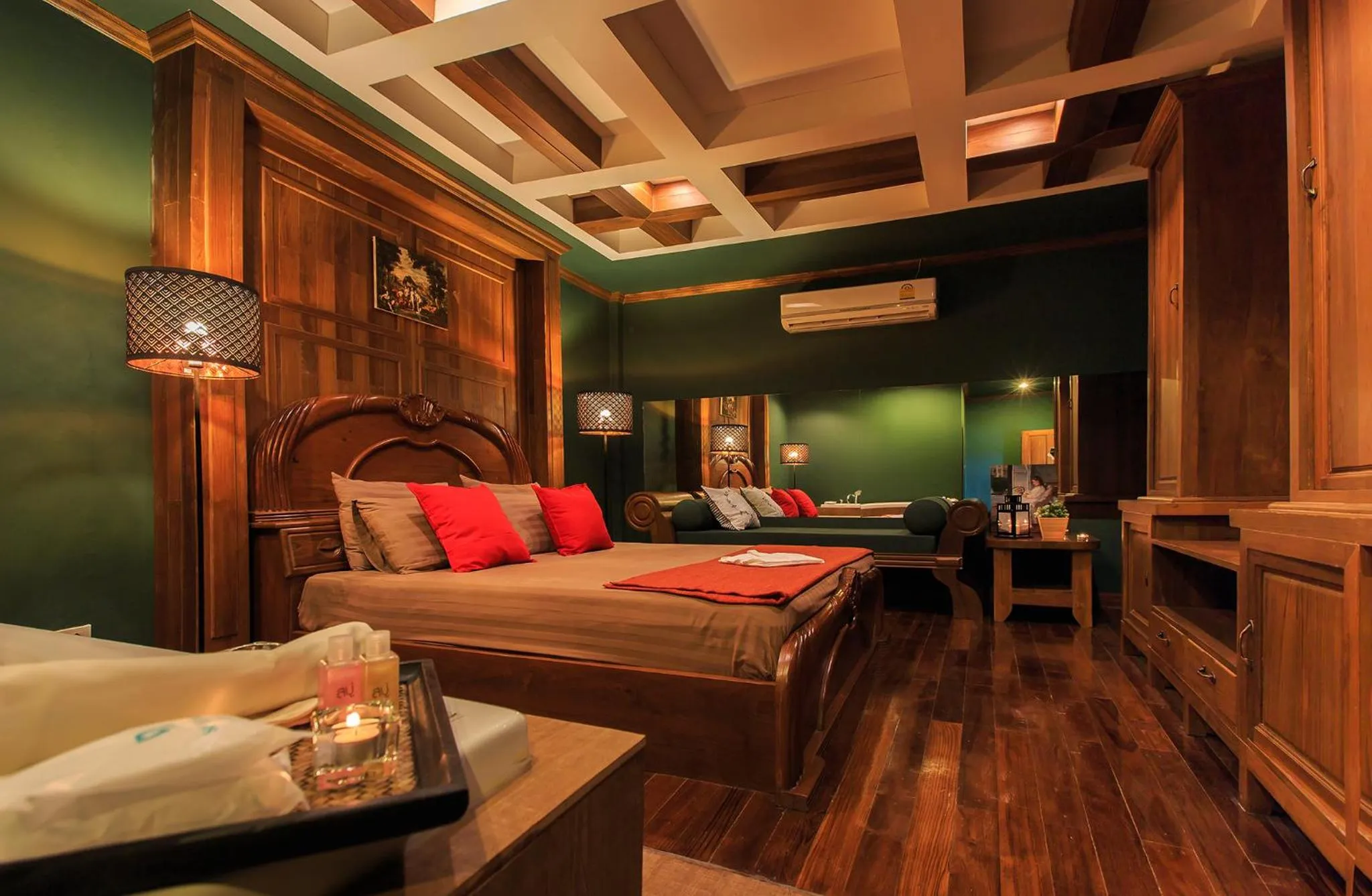 Photo of the whole room, Bed in S48 Hotel