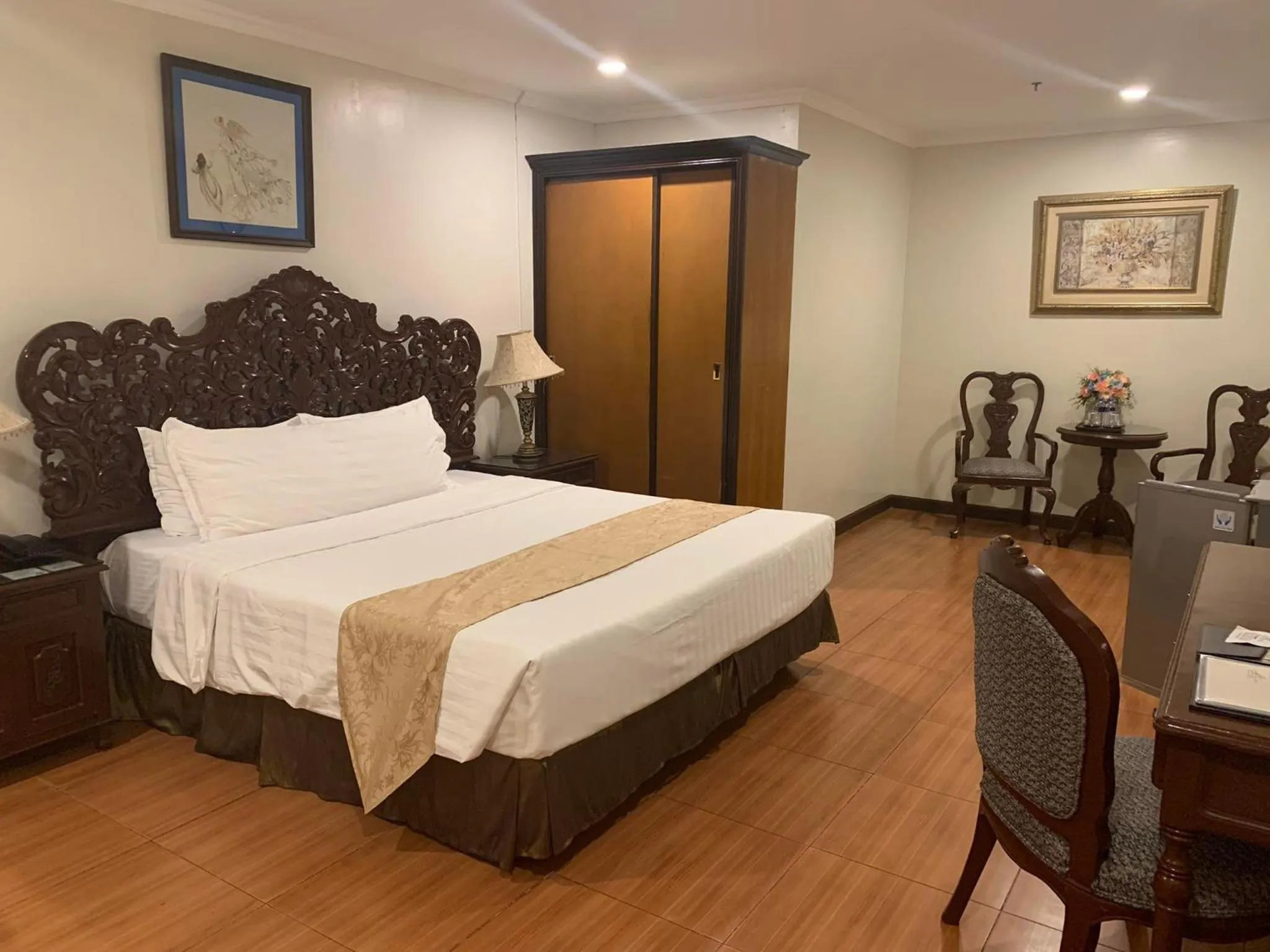 Bed in Crown Royale Hotel