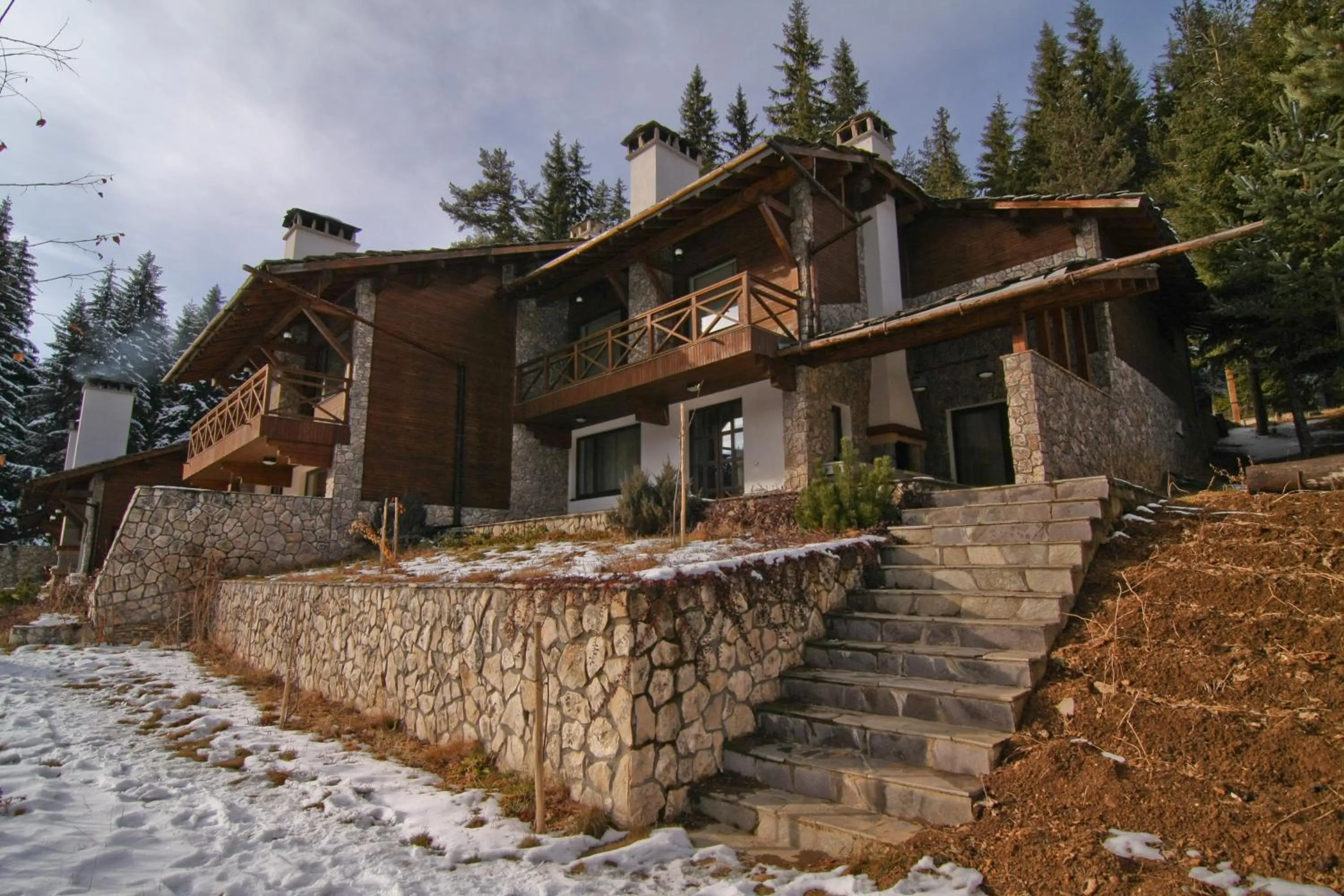 Facade/entrance in Holiday Village Kochorite