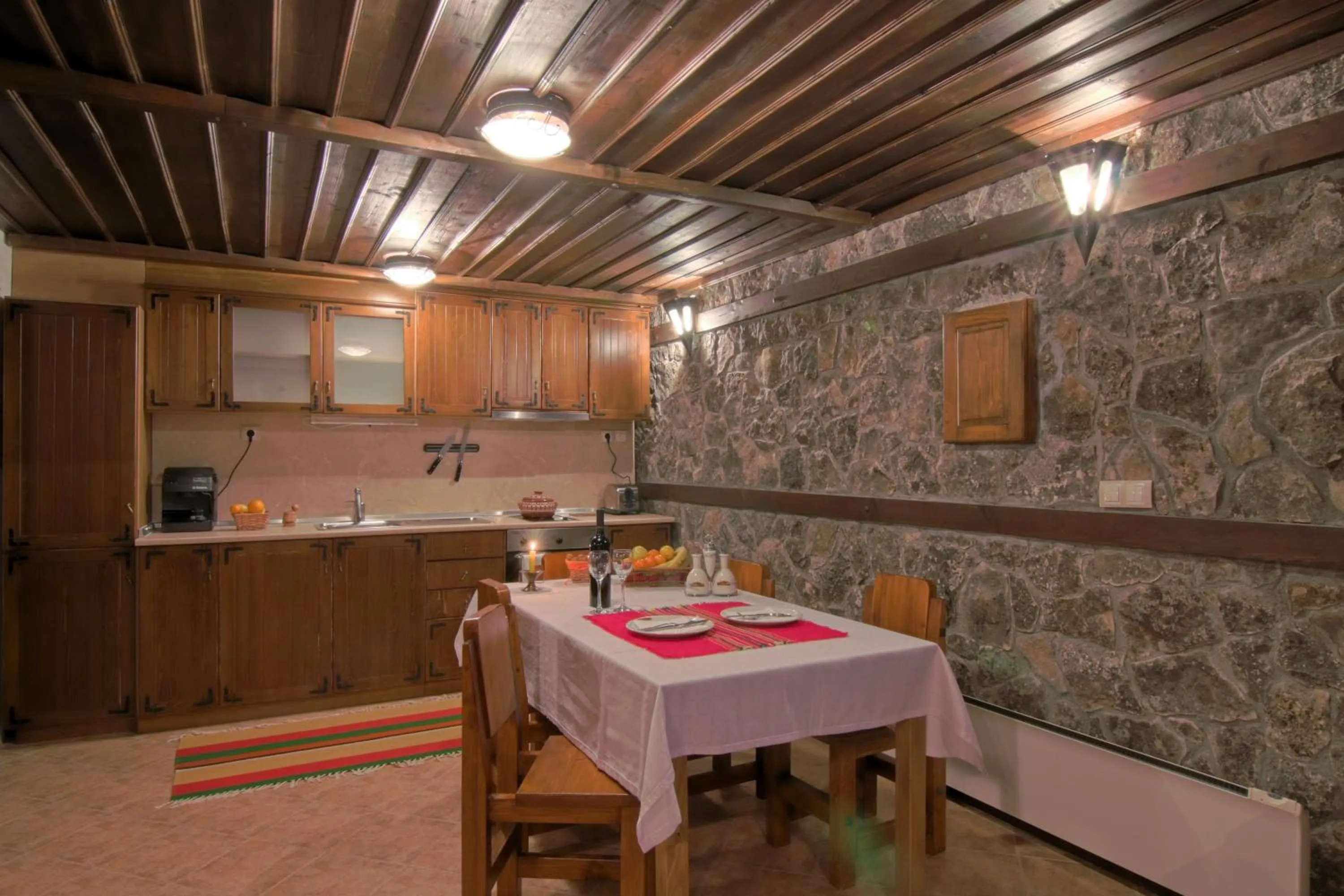 Kitchen or kitchenette in Holiday Village Kochorite