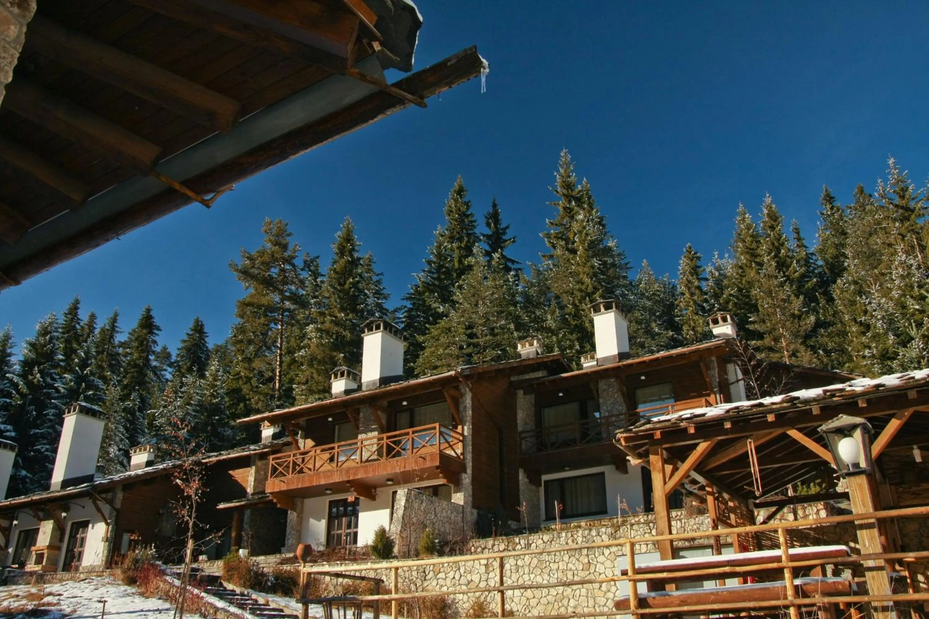 Facade/entrance in Holiday Village Kochorite