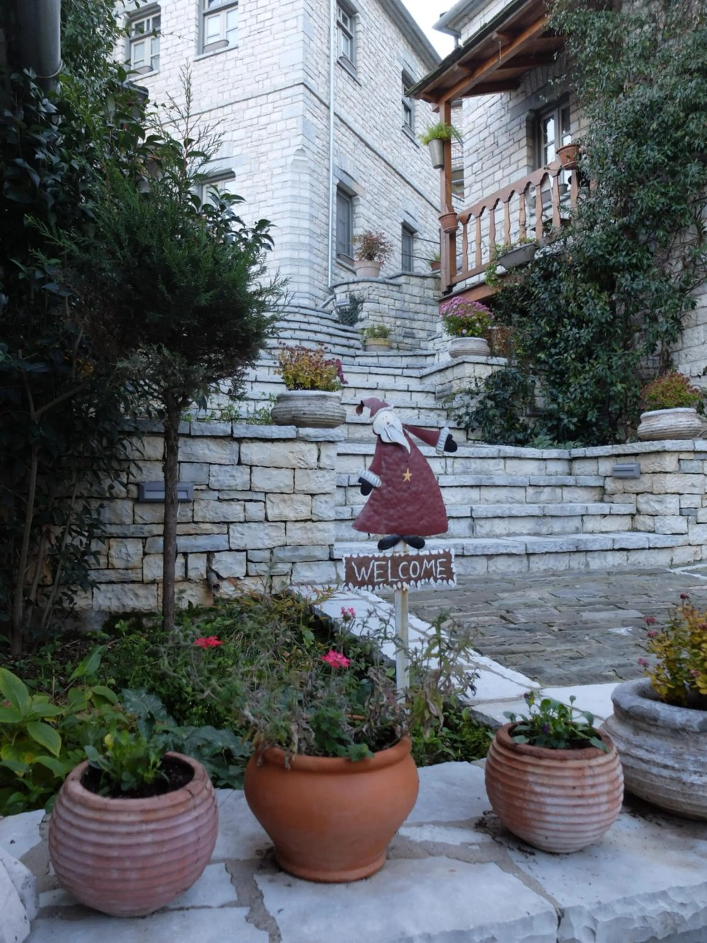 Day in Artsistas Houses