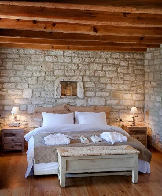 Photo of the whole room, Bed in Artsistas Houses