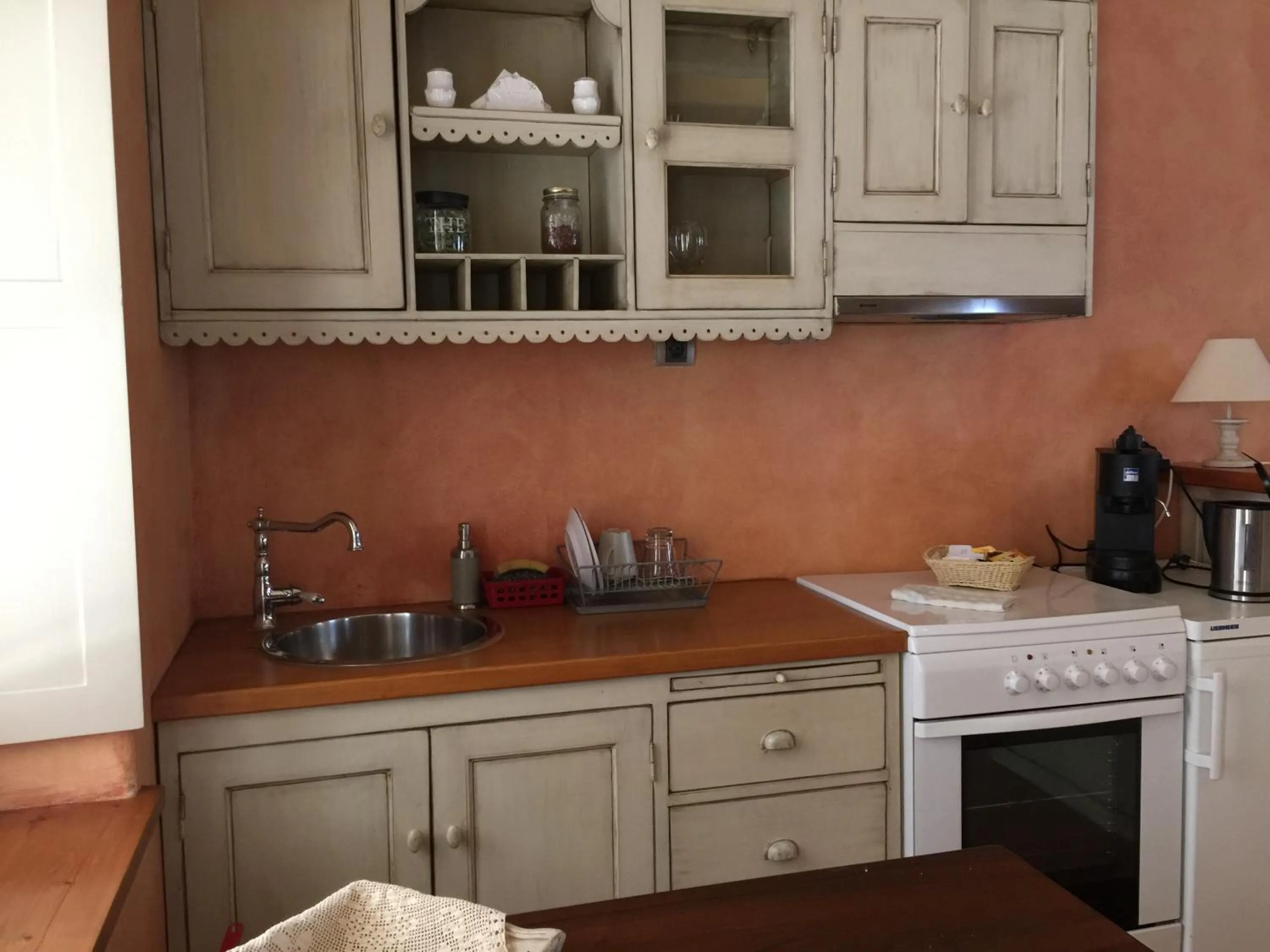 Dining area in Artsistas Houses