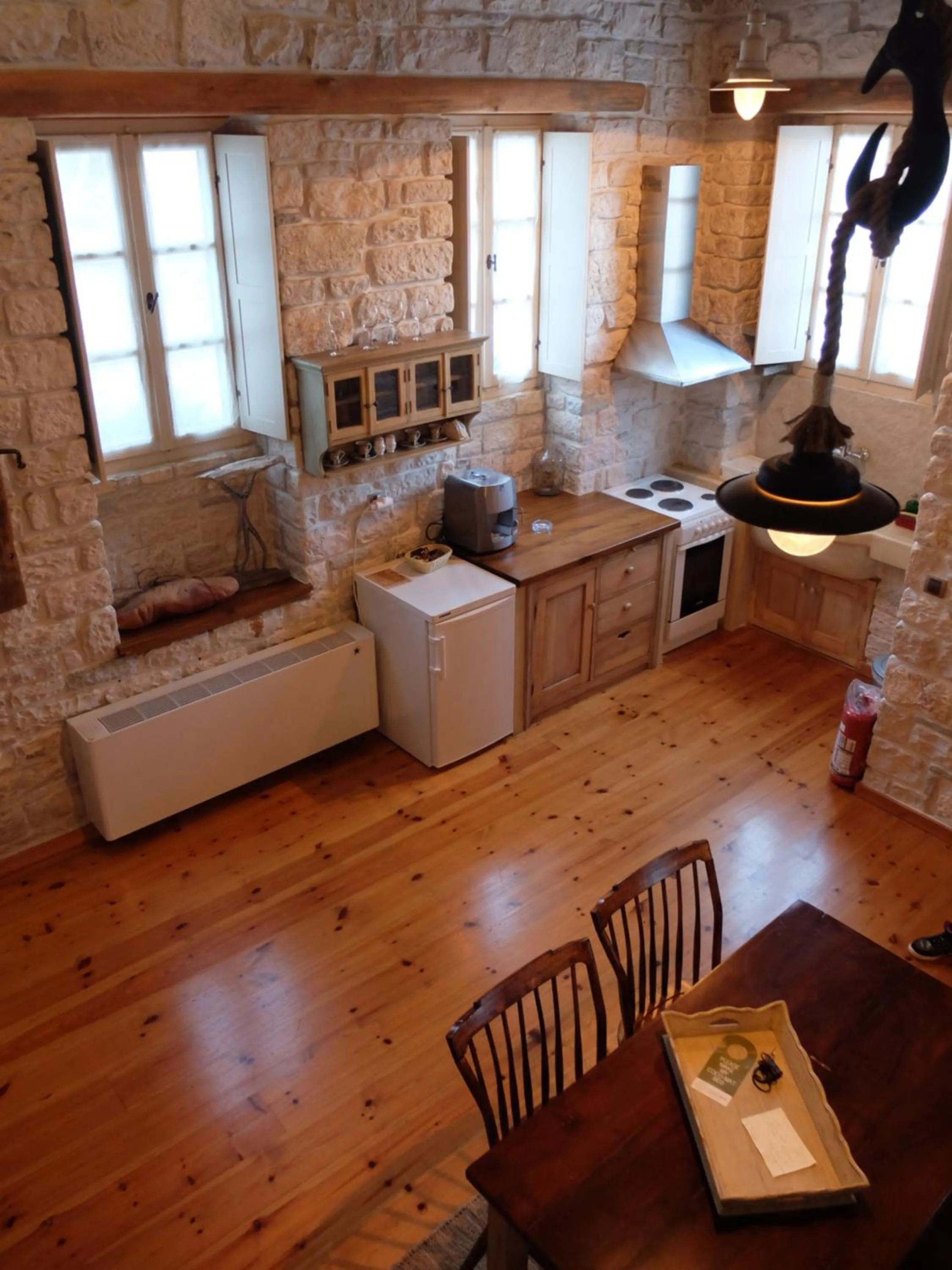 Dining area in Artsistas Houses