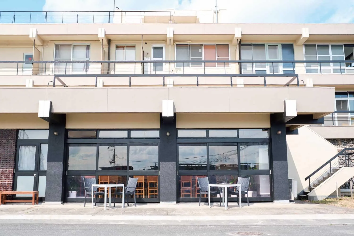 Property building in J-Hoppers Lake Biwa Guesthouse