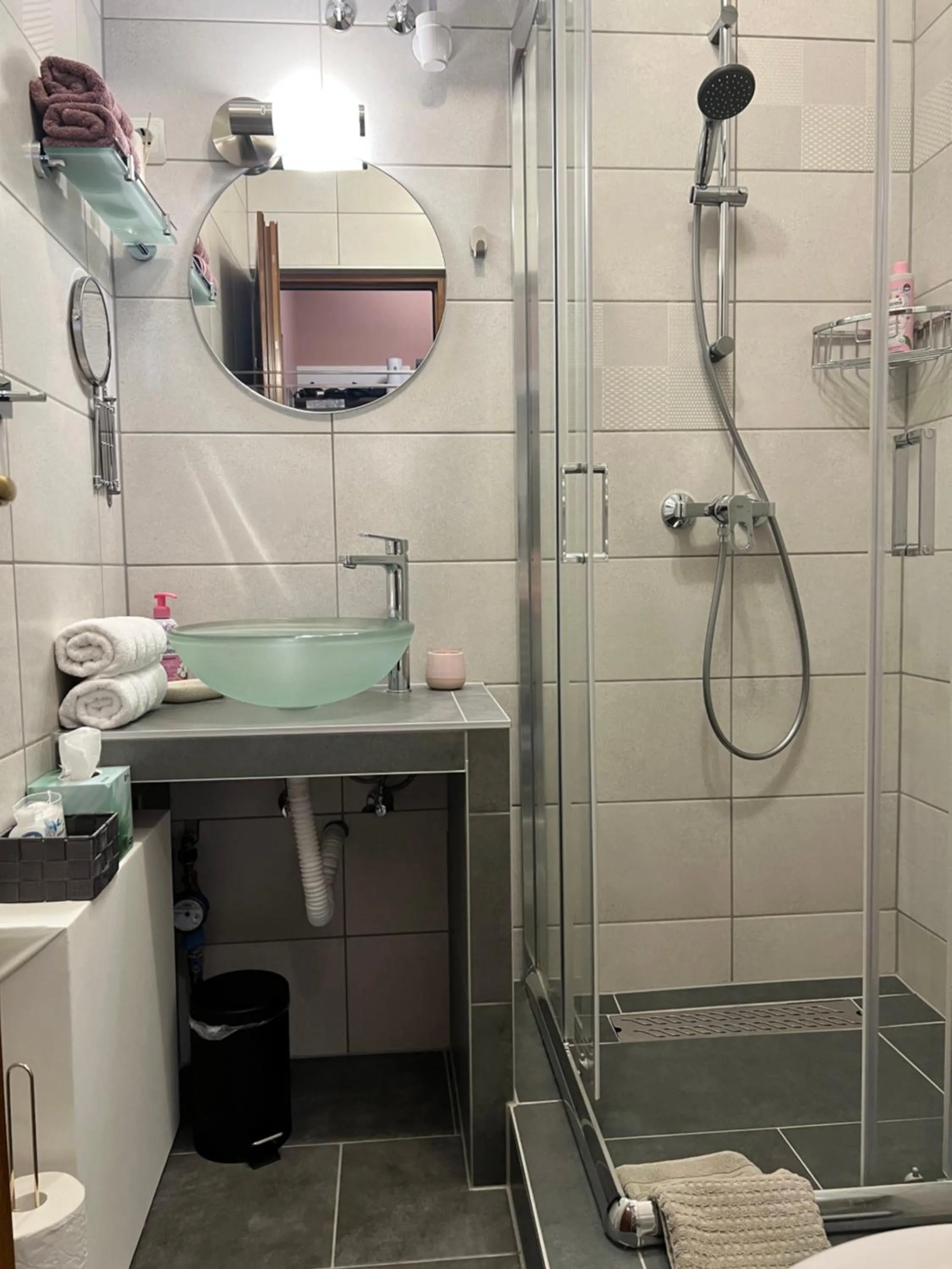 Shower in Dorina Wellness Apartman