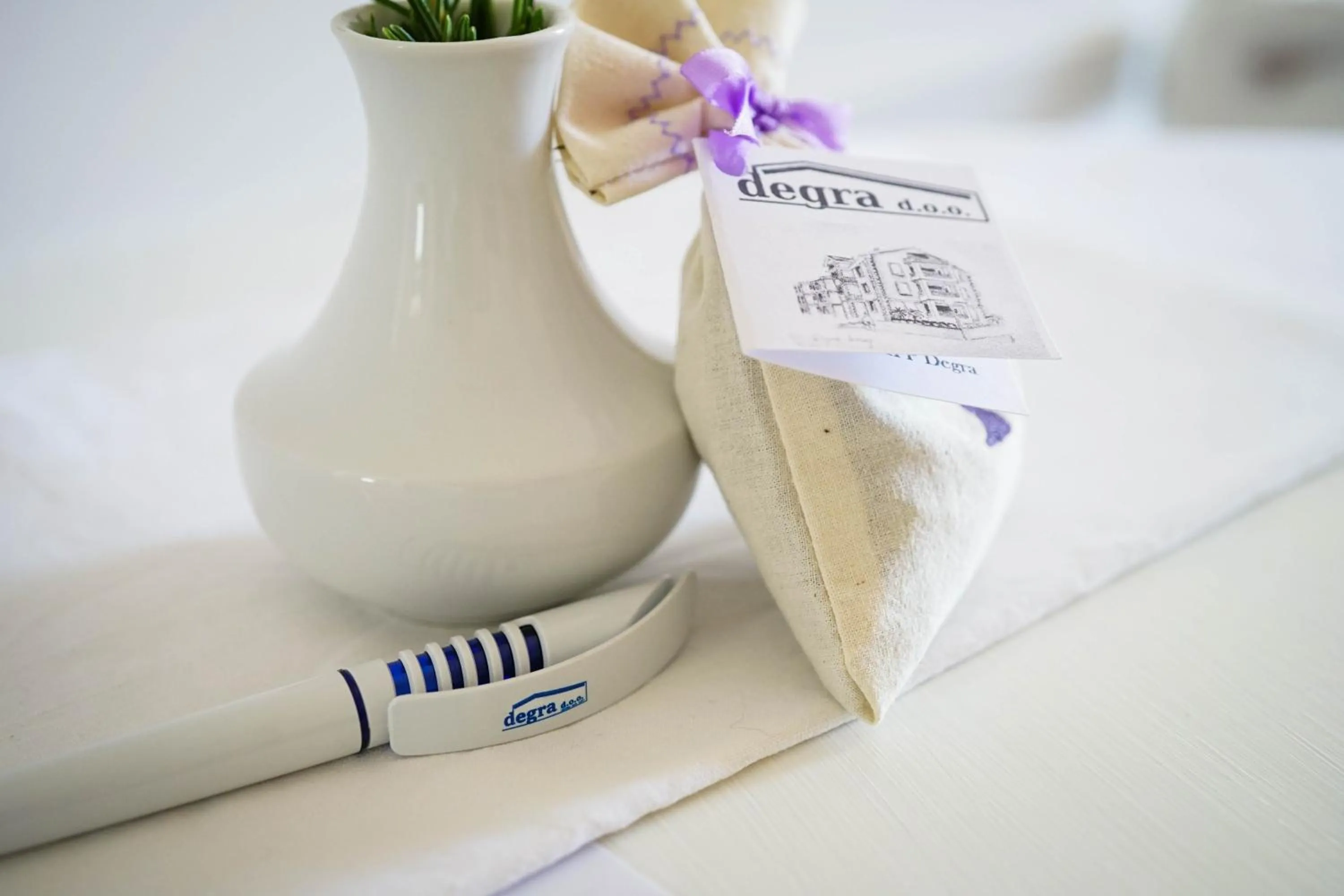 Decorative detail in Apartments and Rooms Degra