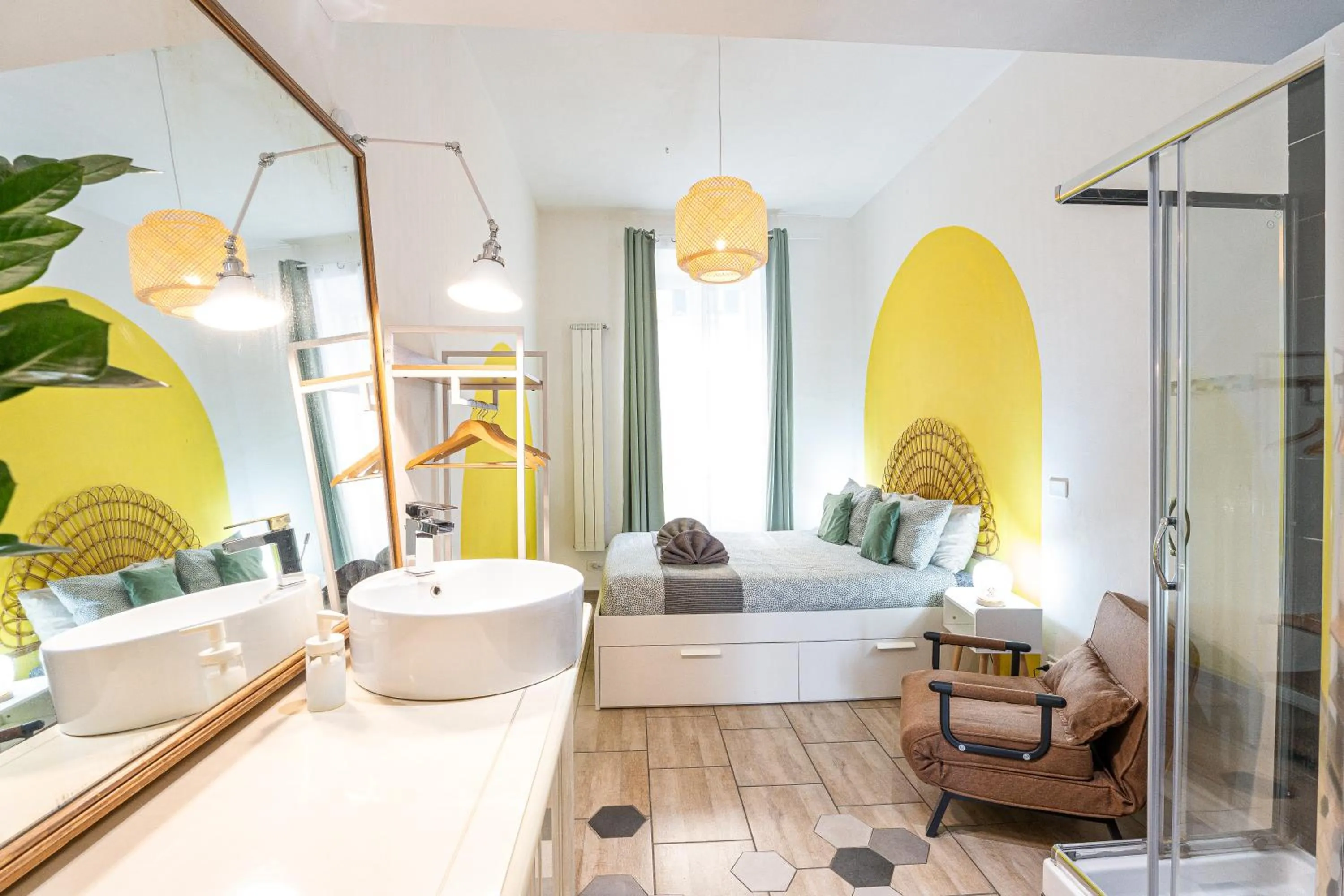 Shower in BigFamilyRome - Testaccio Riverside