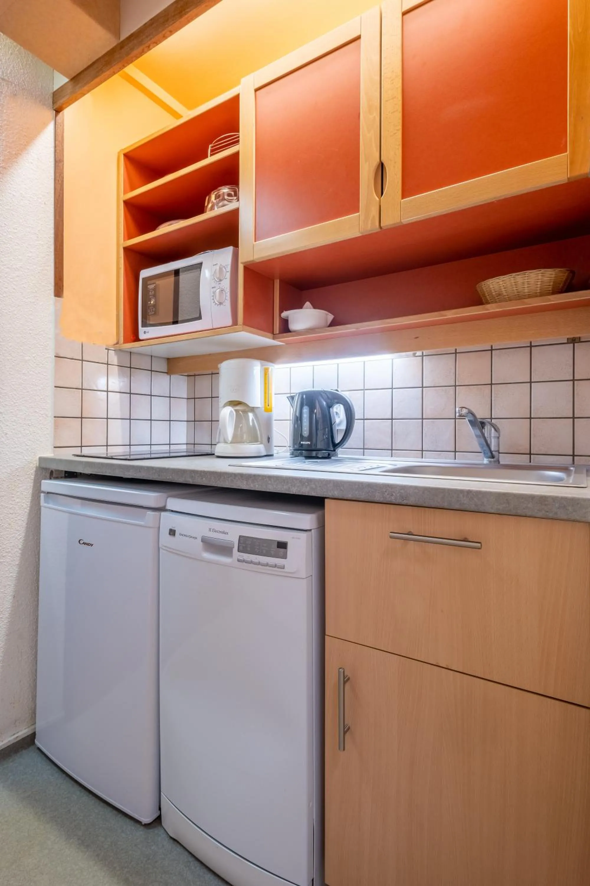 Kitchen or kitchenette in Résidence Pierre & Vacances Les Bleuets