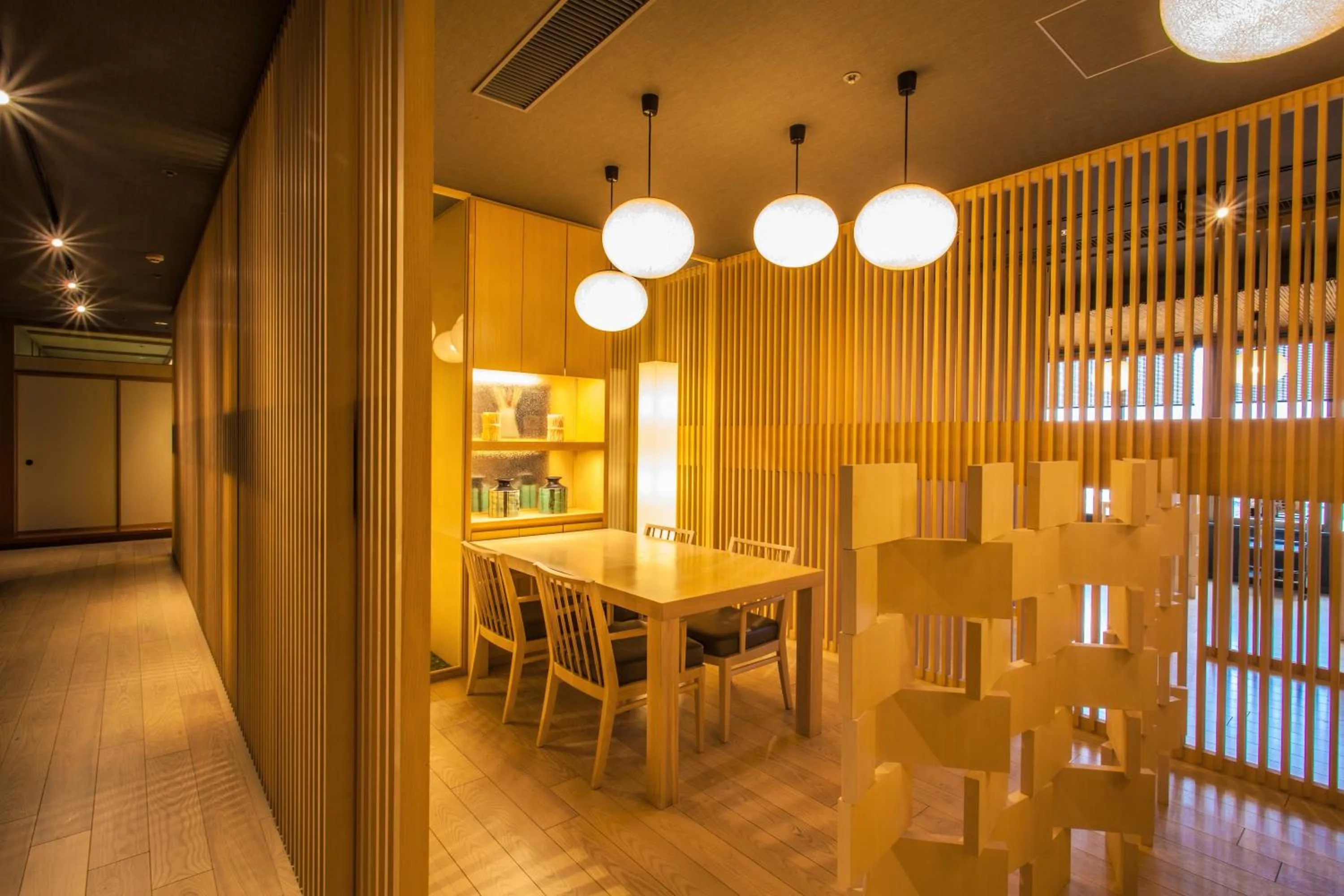 Restaurant/places to eat in Tokigasane