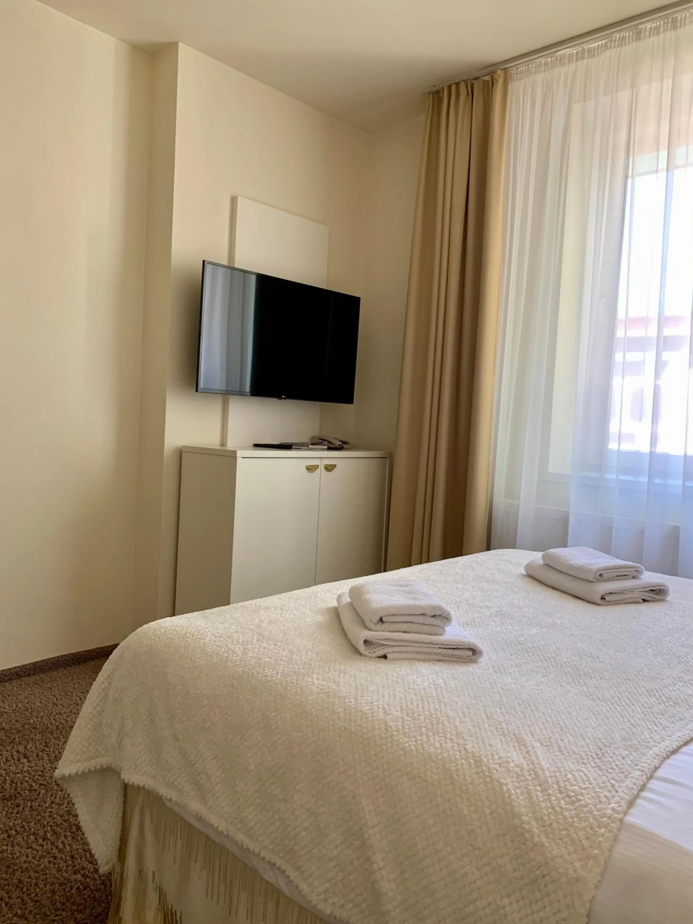 TV and multimedia, Bed in Hotel Court Wellness&Spa