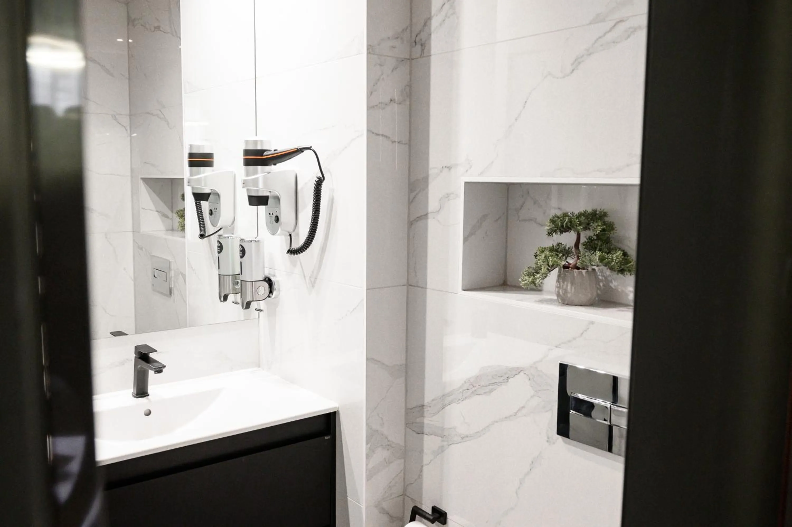 Toilet in Park Hotel Plovdiv