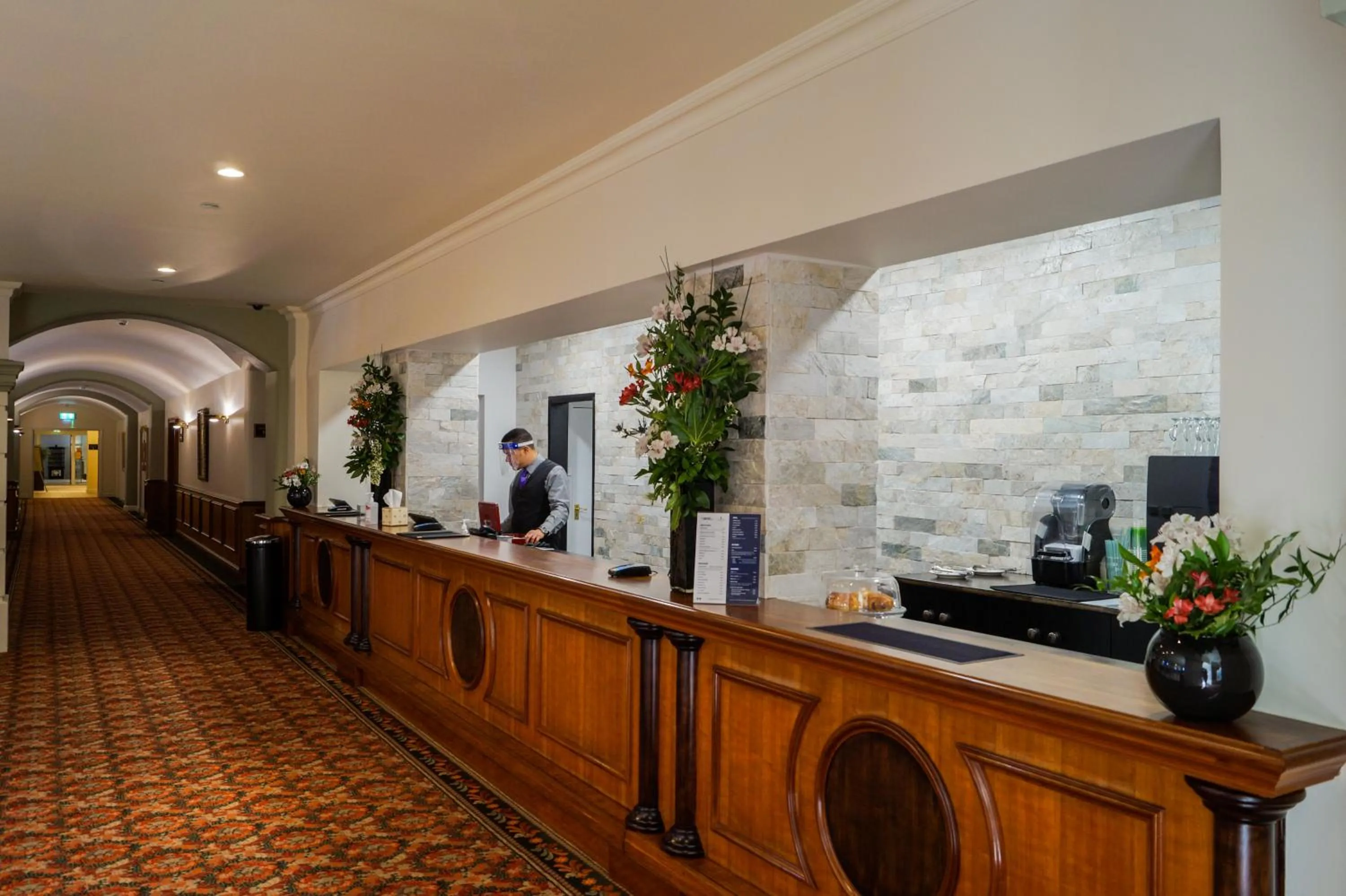 Lobby or reception in Hotel de France