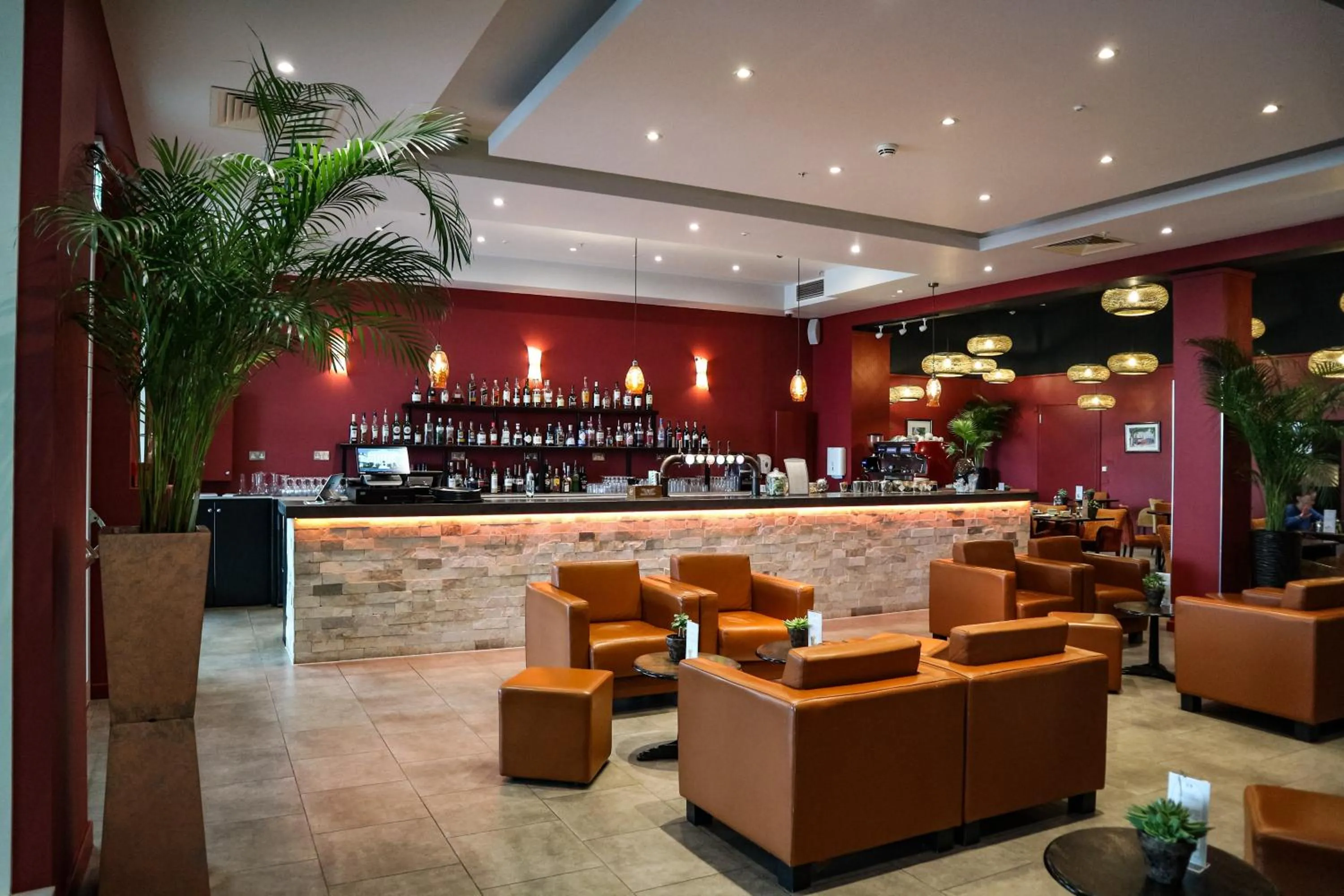 Restaurant/places to eat in Hotel de France