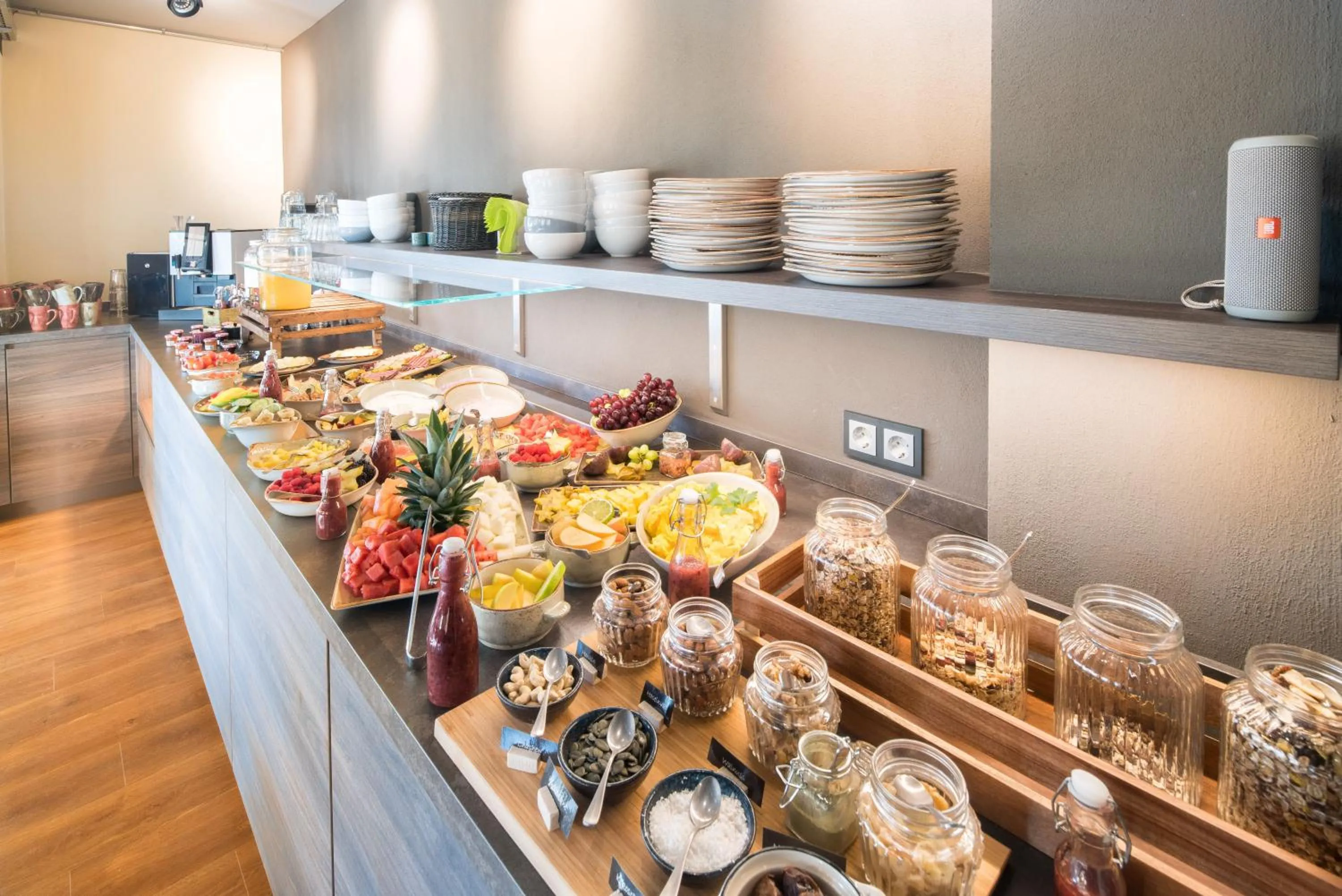 Restaurant/places to eat in Pura Vida Hotel Cuxhaven