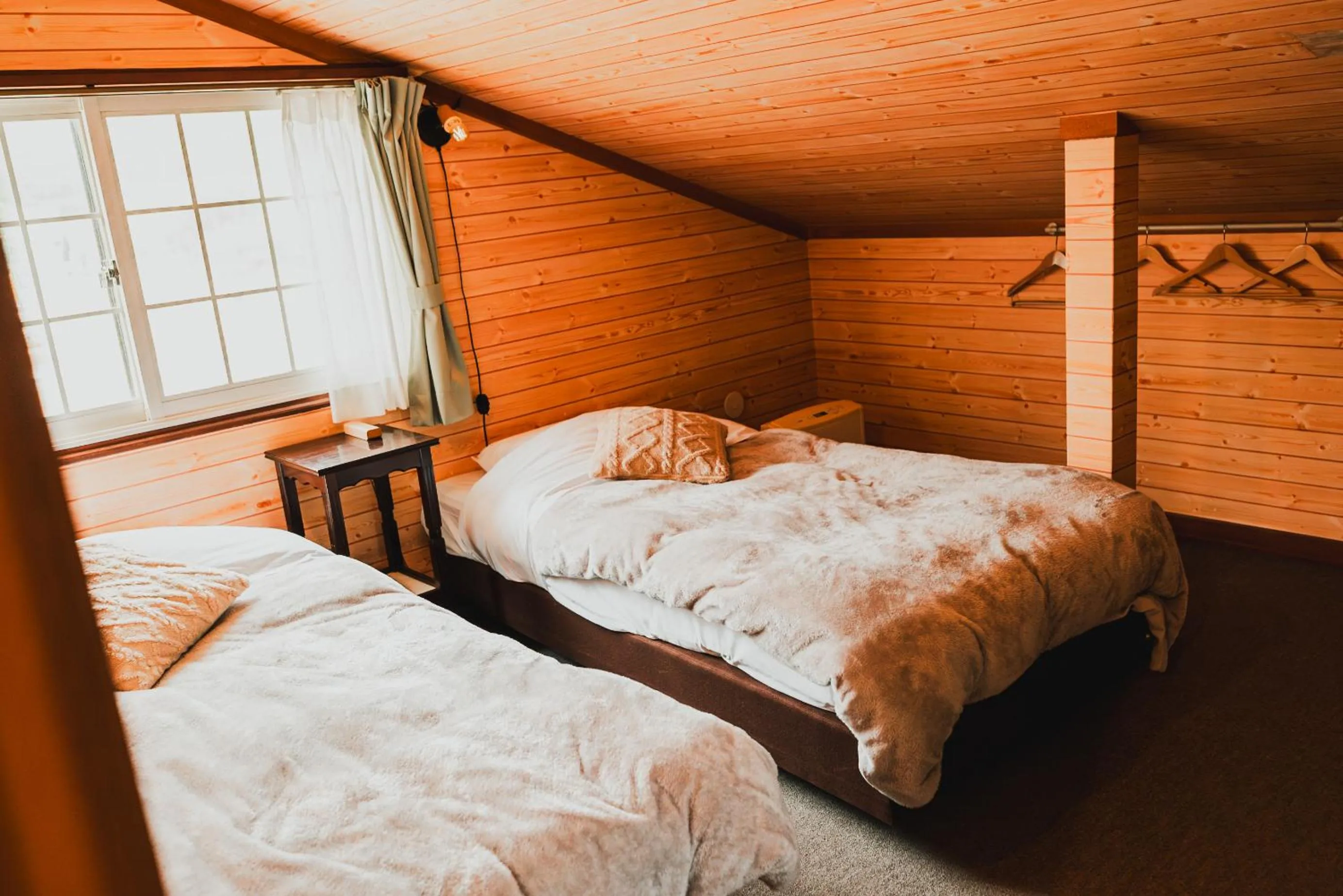 Photo of the whole room, Bed in Hakuba Pension & Log Hotel Meteor