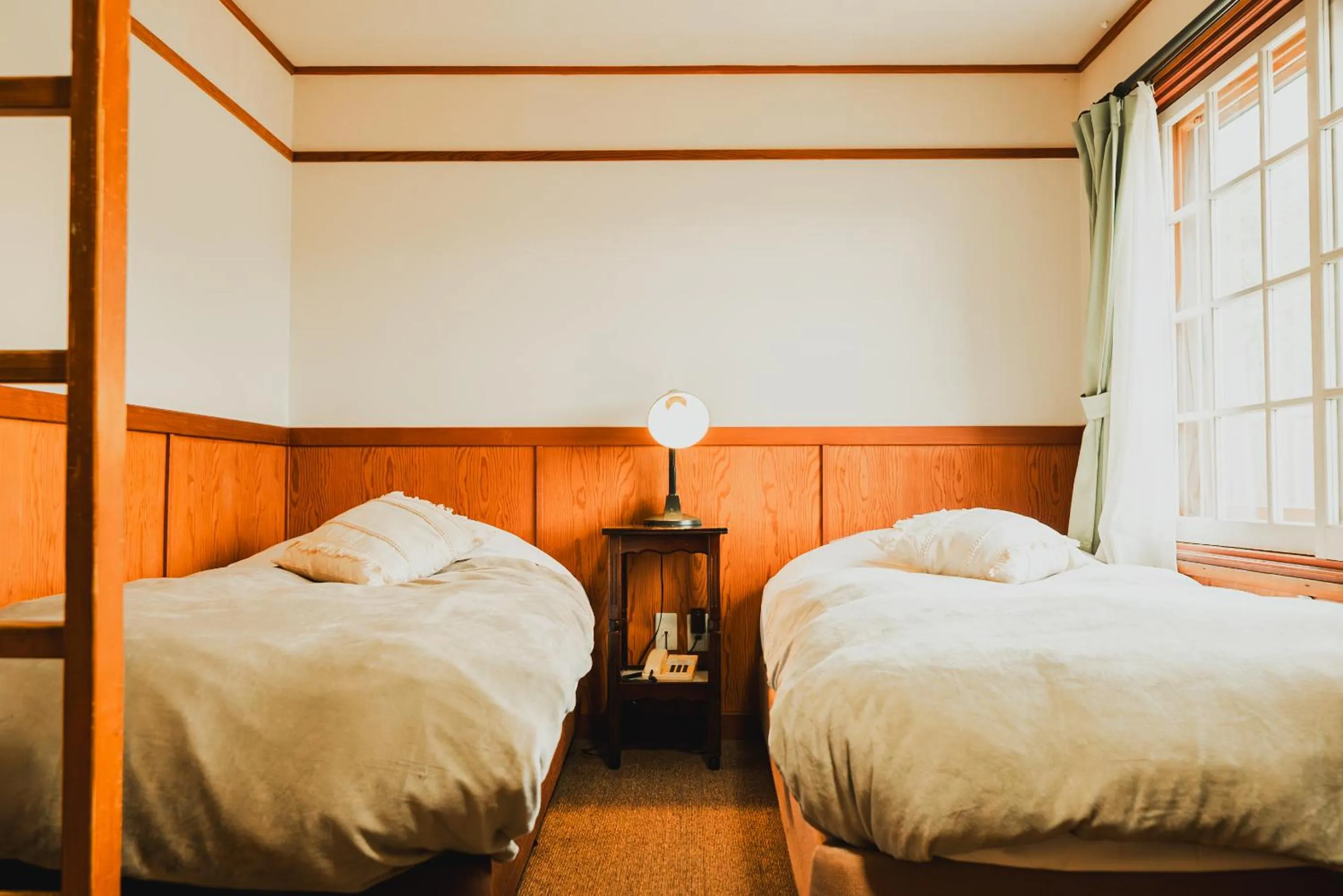 Photo of the whole room, Bed in Hakuba Pension & Log Hotel Meteor