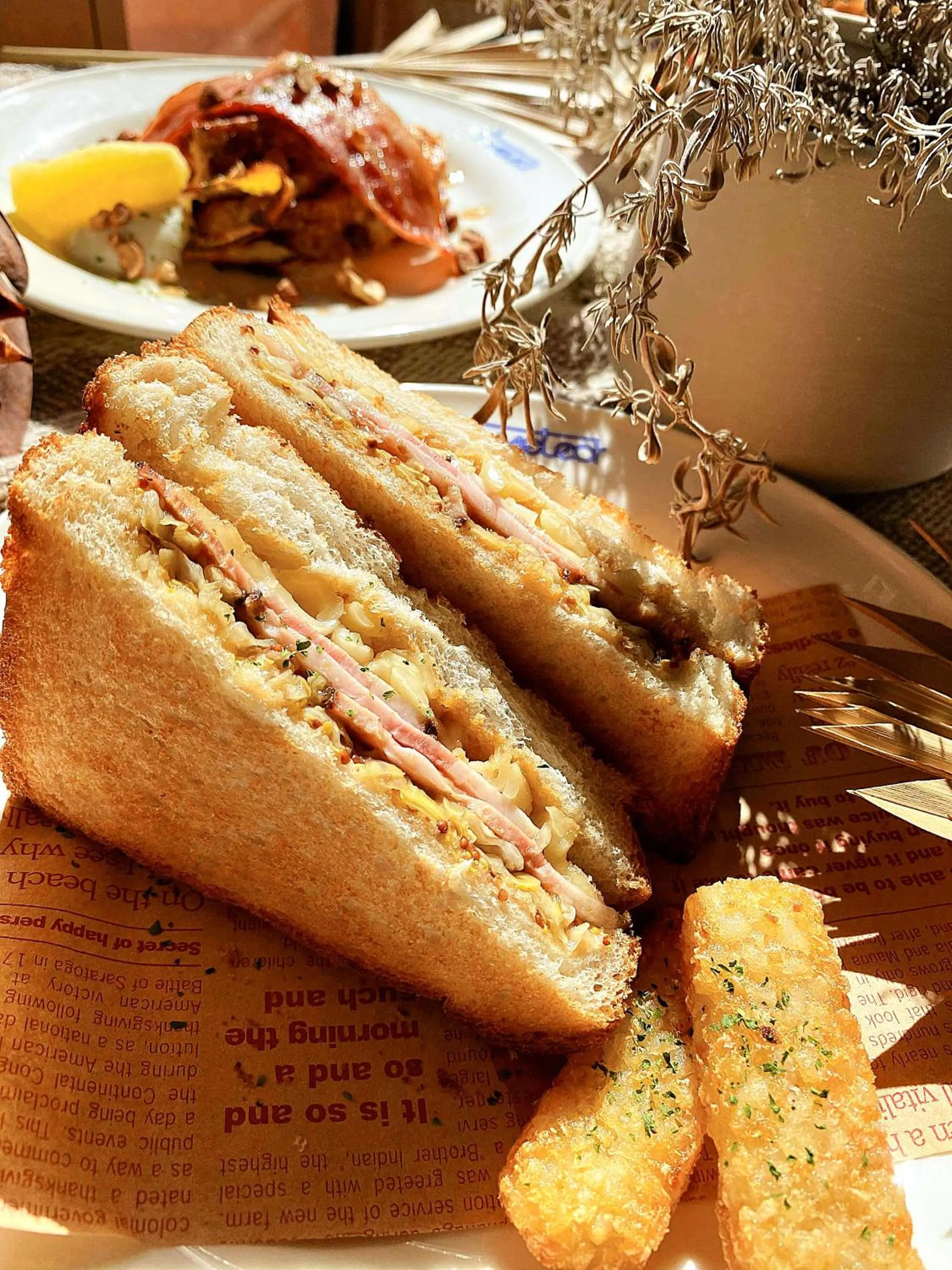 Restaurant/places to eat in Hakuba Pension & Log Hotel Meteor