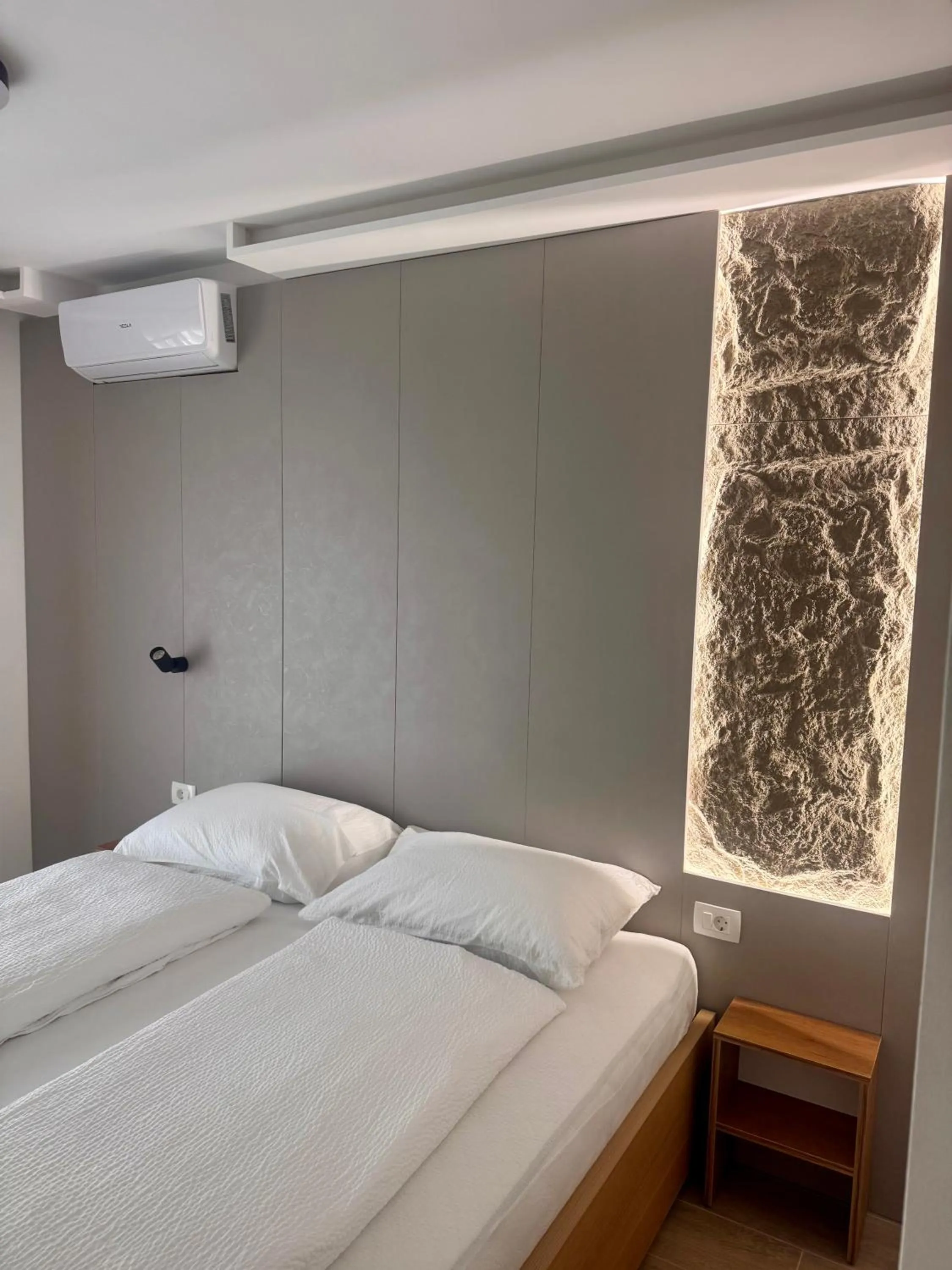 Bedroom, Bed in Hotel - Villa Lejla