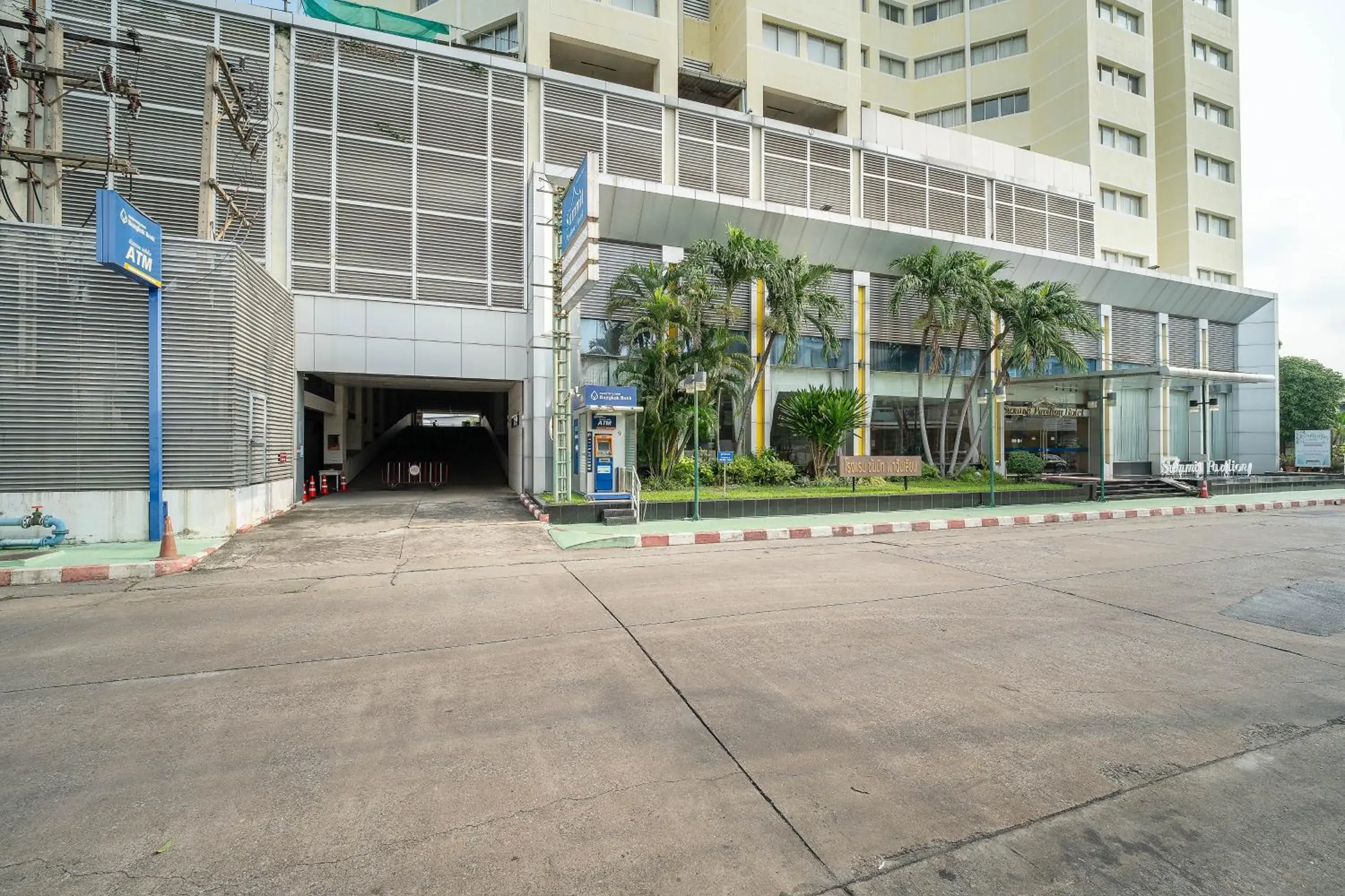 Property building in Summit Pavilion Hotel Property building in Summit Pavilion Hotel