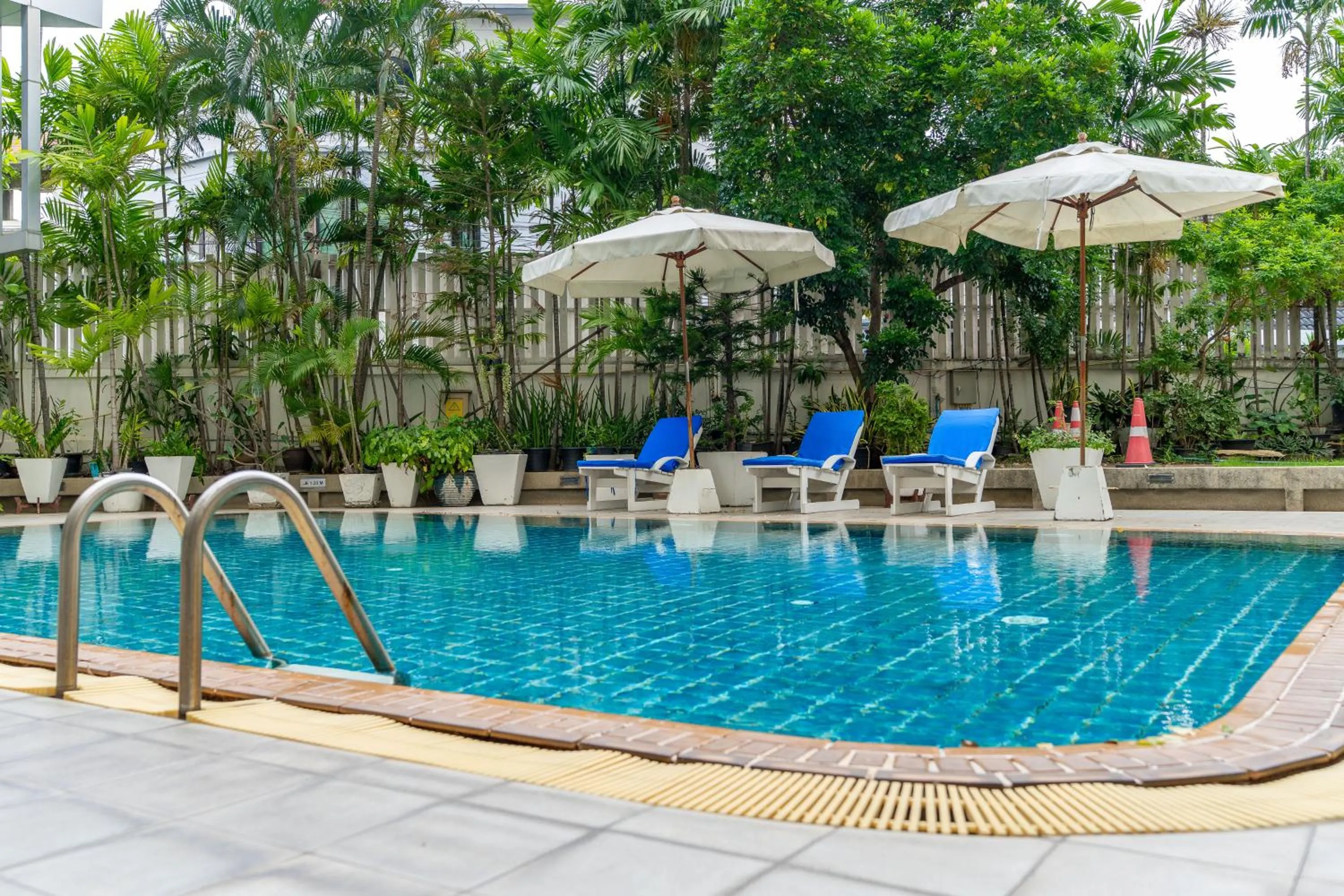 Day in Summit Pavilion Hotel