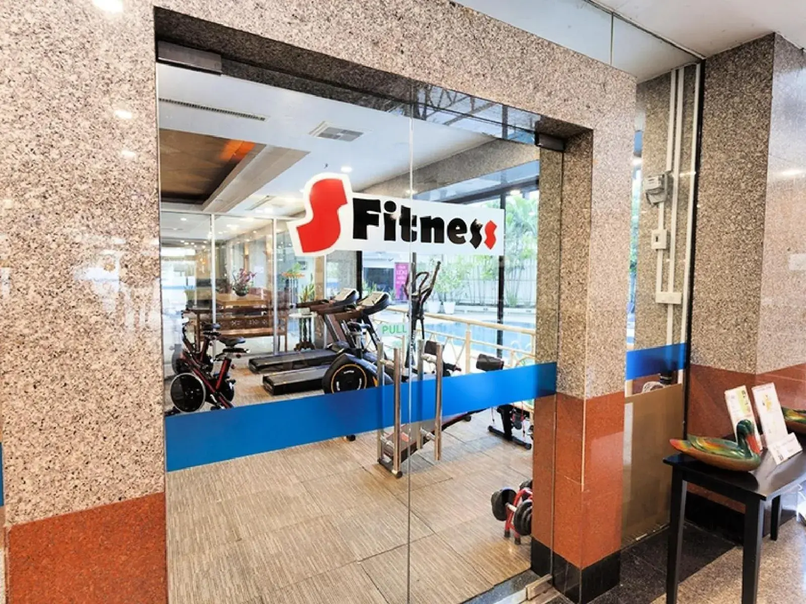 Fitness centre/facilities in Summit Pavilion Hotel Fitness centre/facilities in Summit Pavilion Hotel