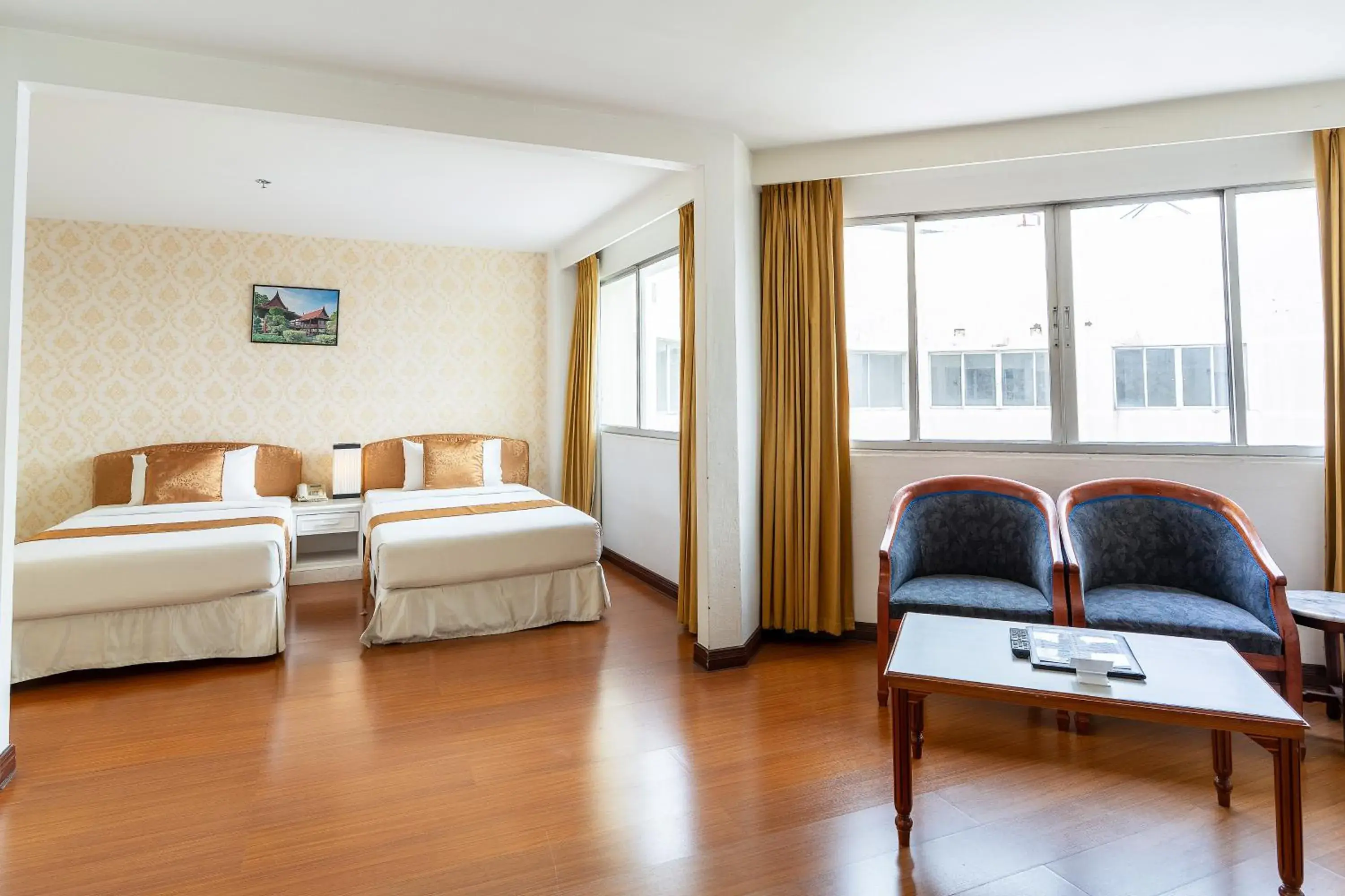 Bed in Summit Pavilion Hotel Bed in Summit Pavilion Hotel