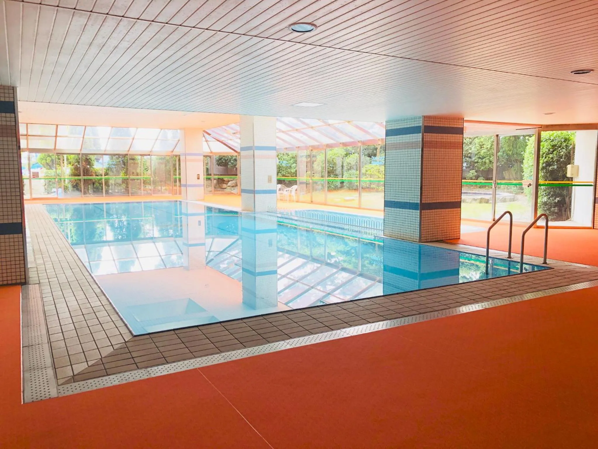 Swimming pool in Diamond Setouchi Marine Hotel