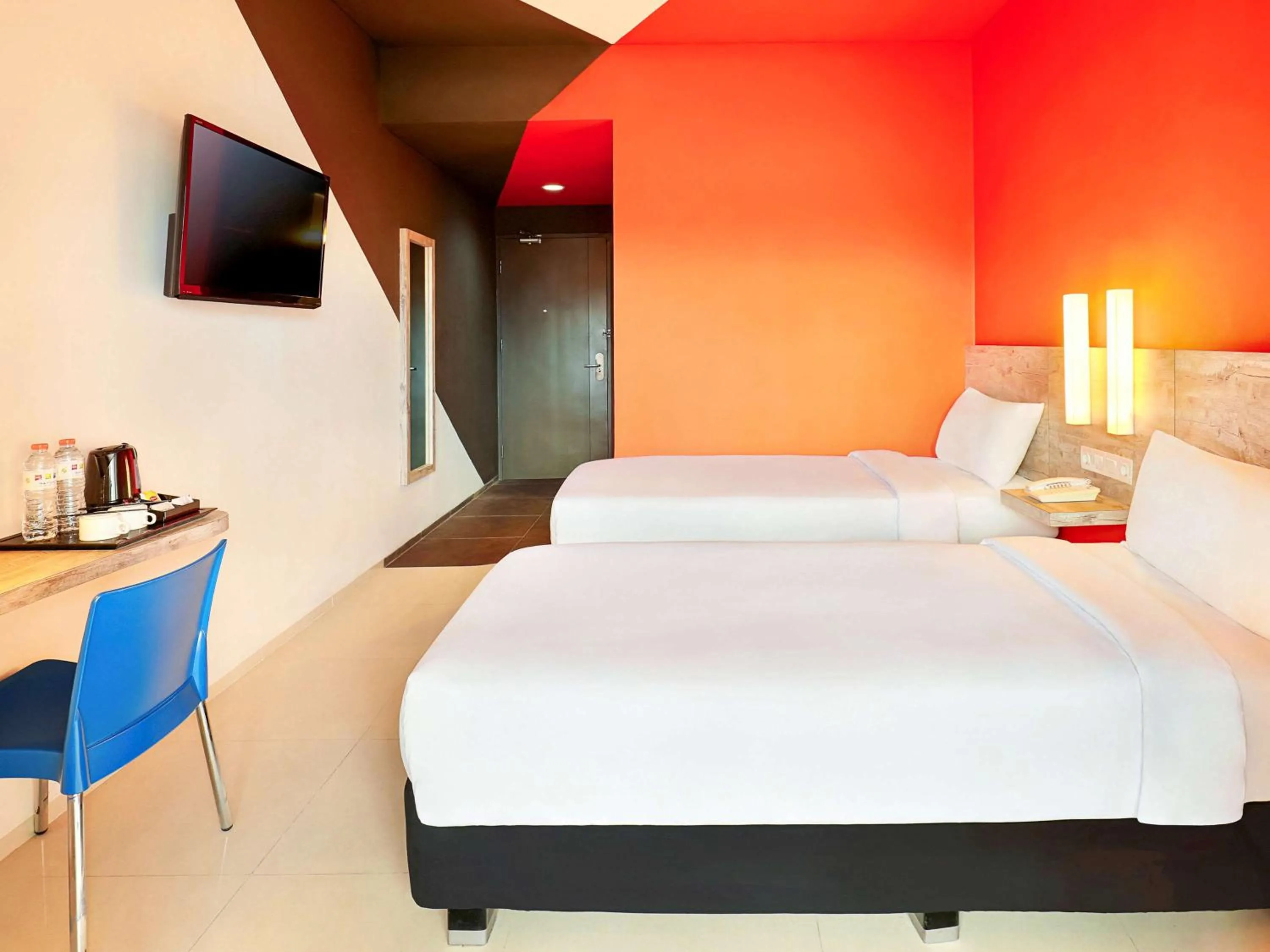 Photo of the whole room, Bed in Primera Hotel Seminyak
