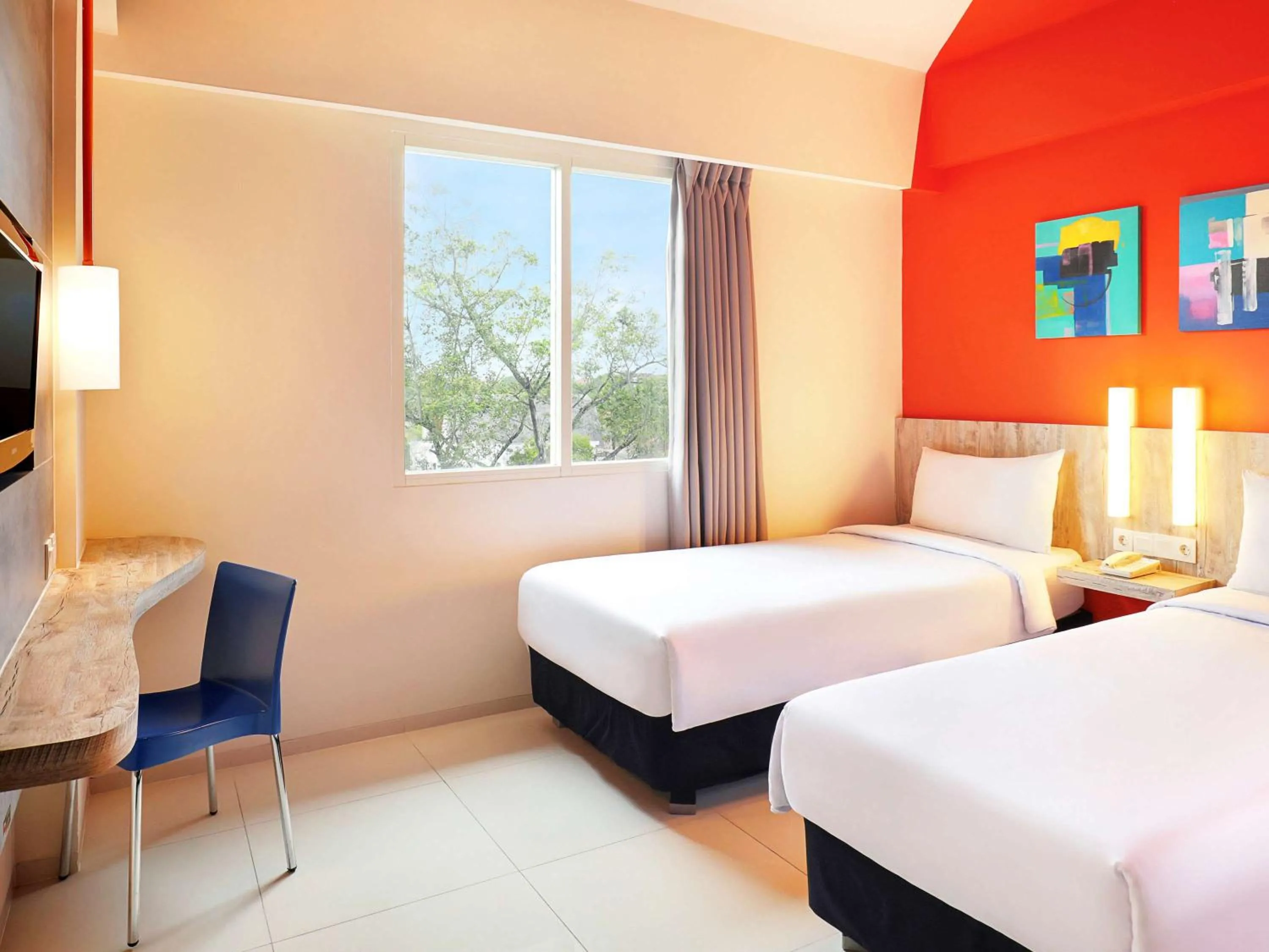 Photo of the whole room, Bed in Primera Hotel Seminyak