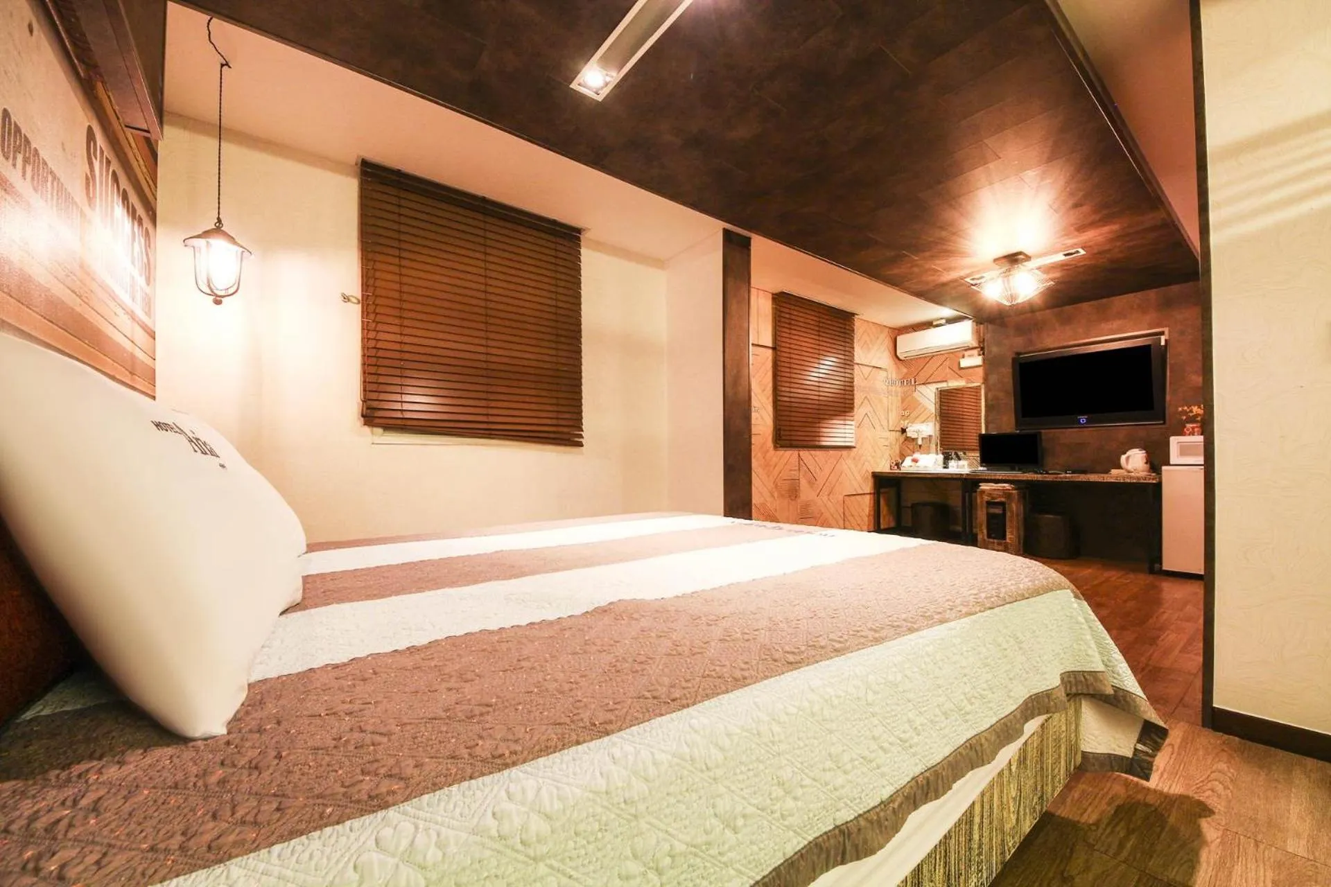 Bed in Q Hotel Yongin