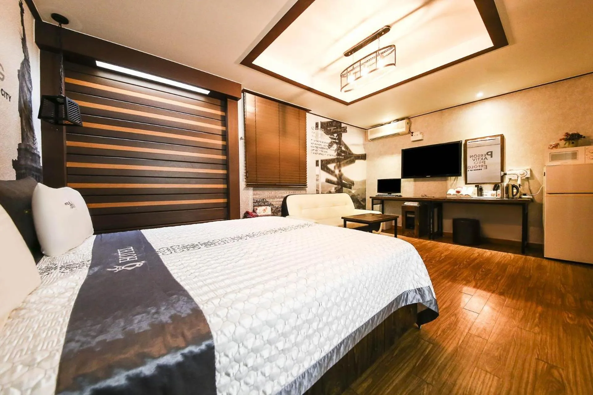 Bed in Q Hotel Yongin