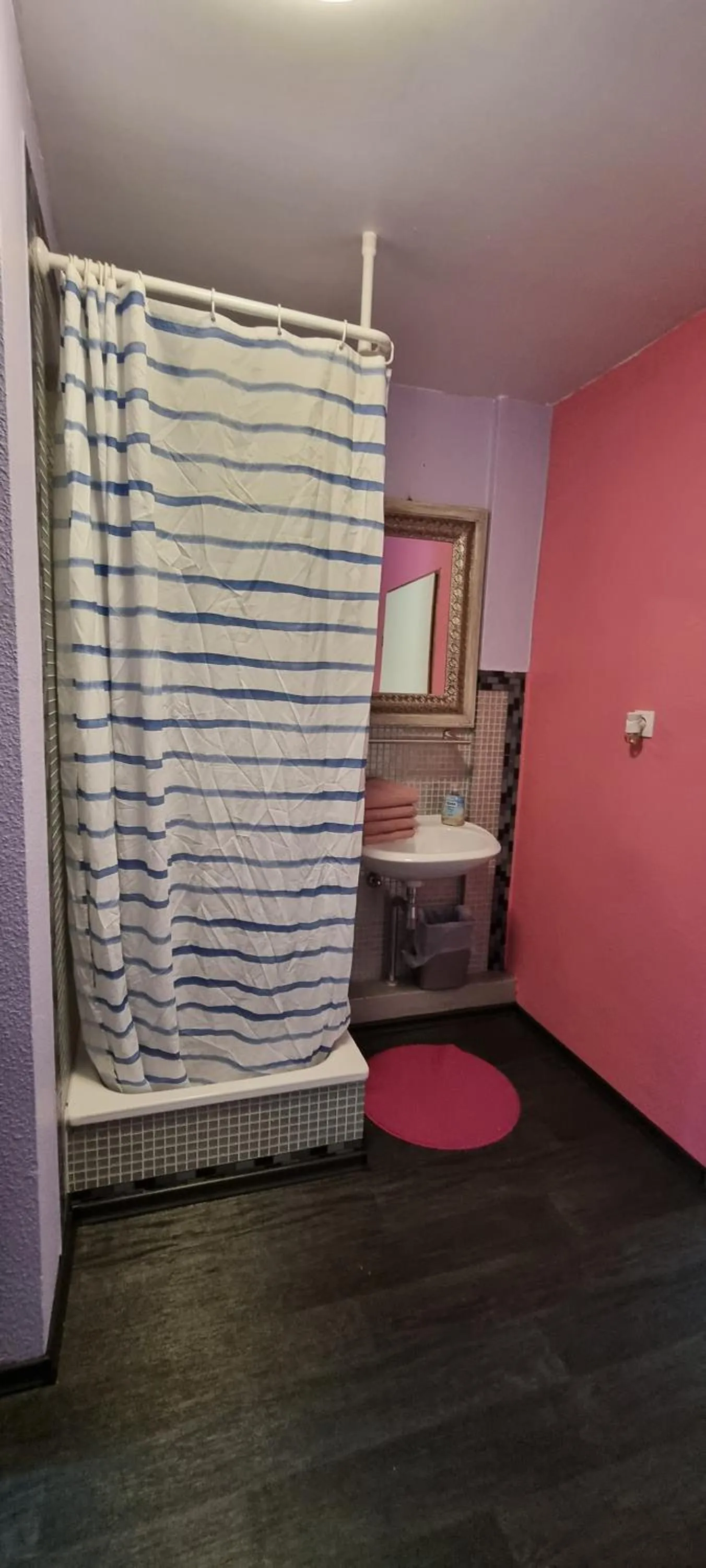 Photo of the whole room in Hostel Kiezbude