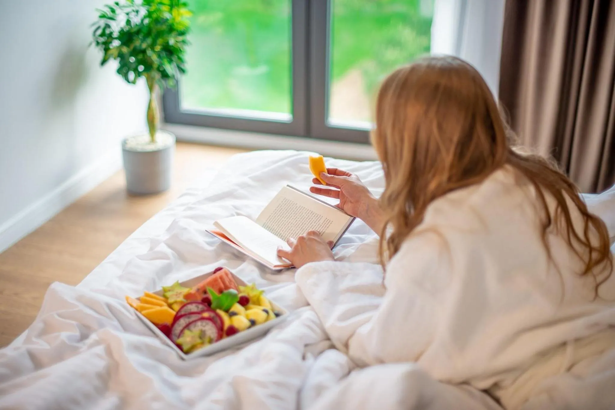 Food and drinks, Bed in Artis Loft Hotel