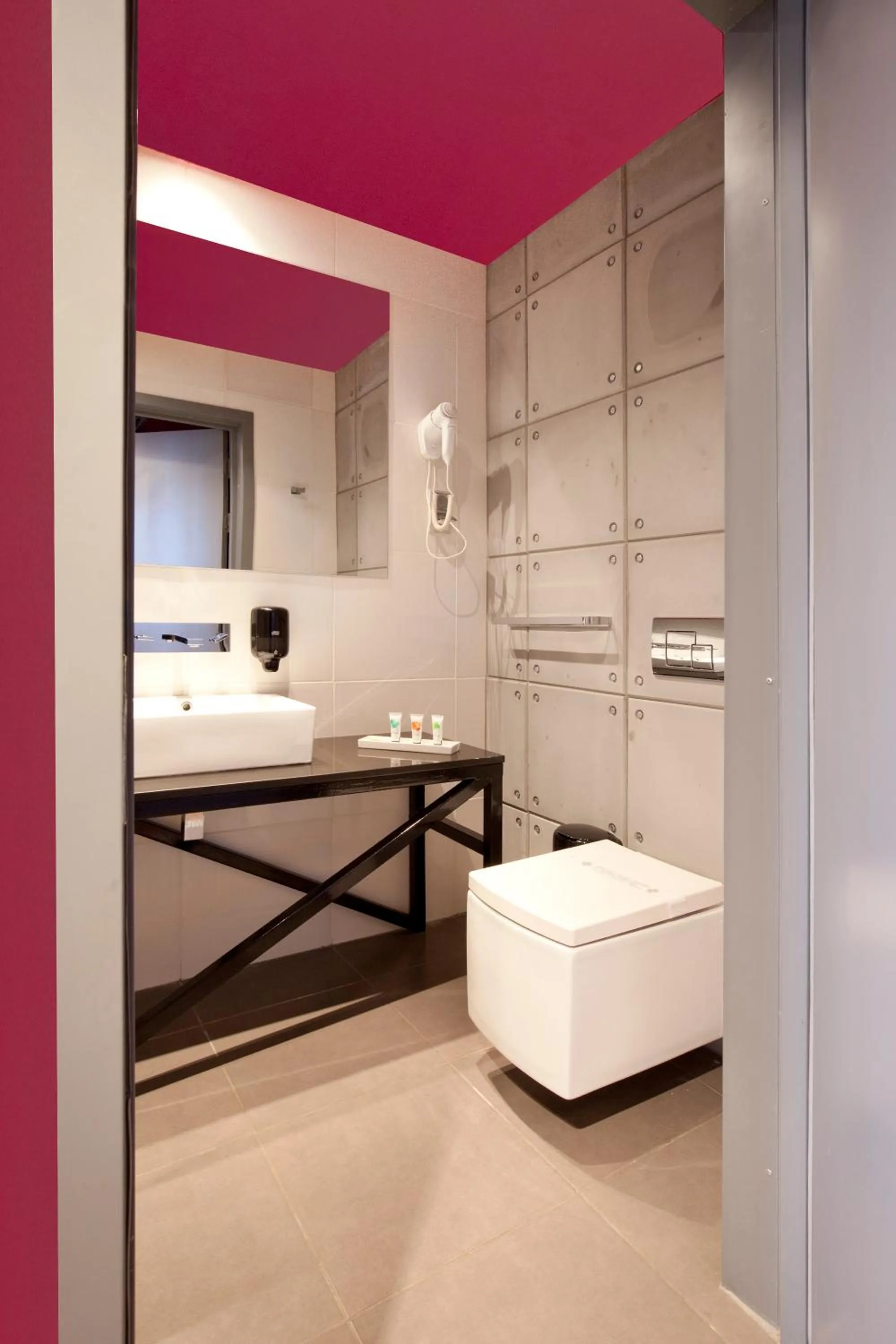 Bathroom in Artis Loft Hotel