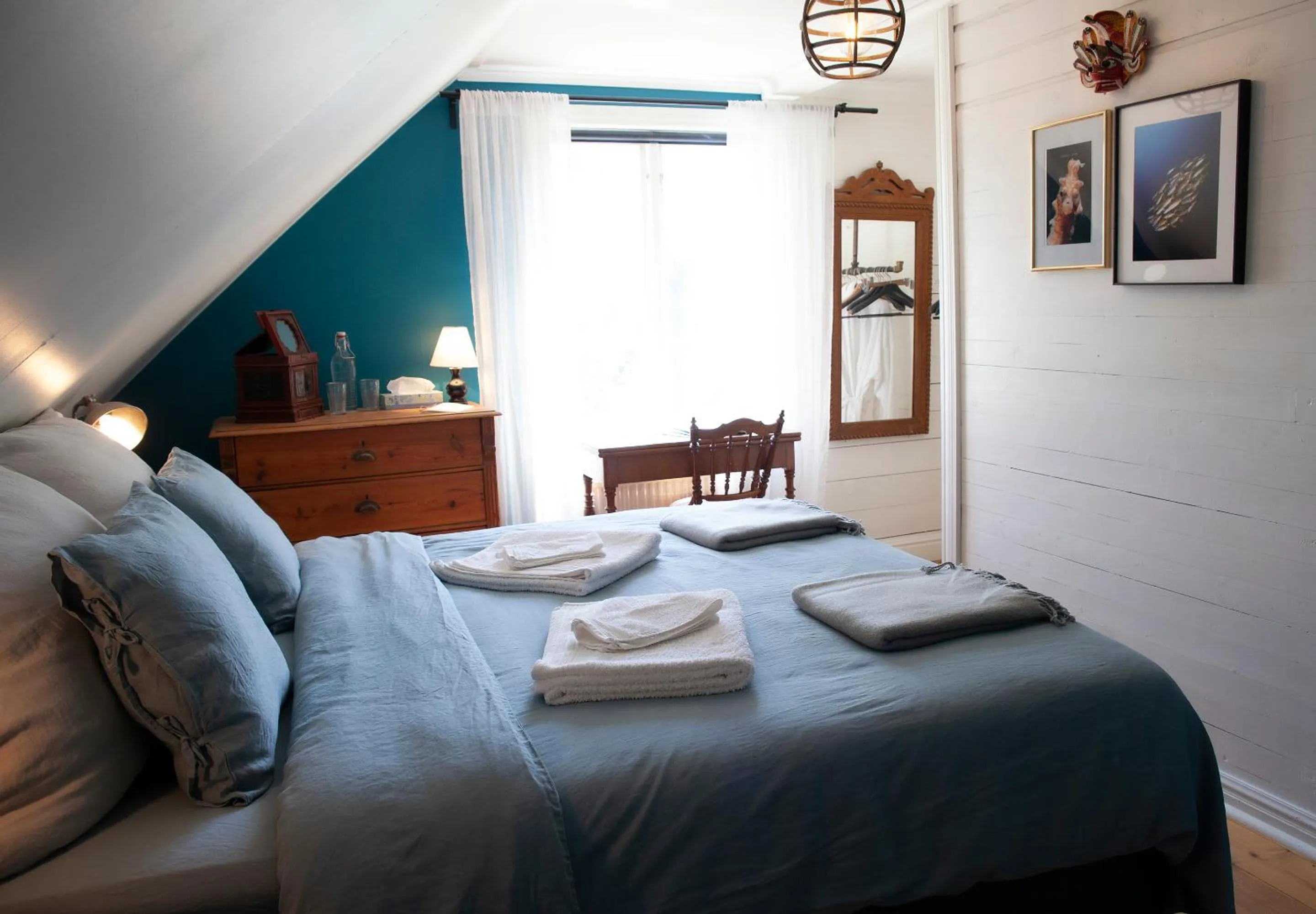 Photo of the whole room, Bed in Three Pheasants Boutique Bed and Breakfast