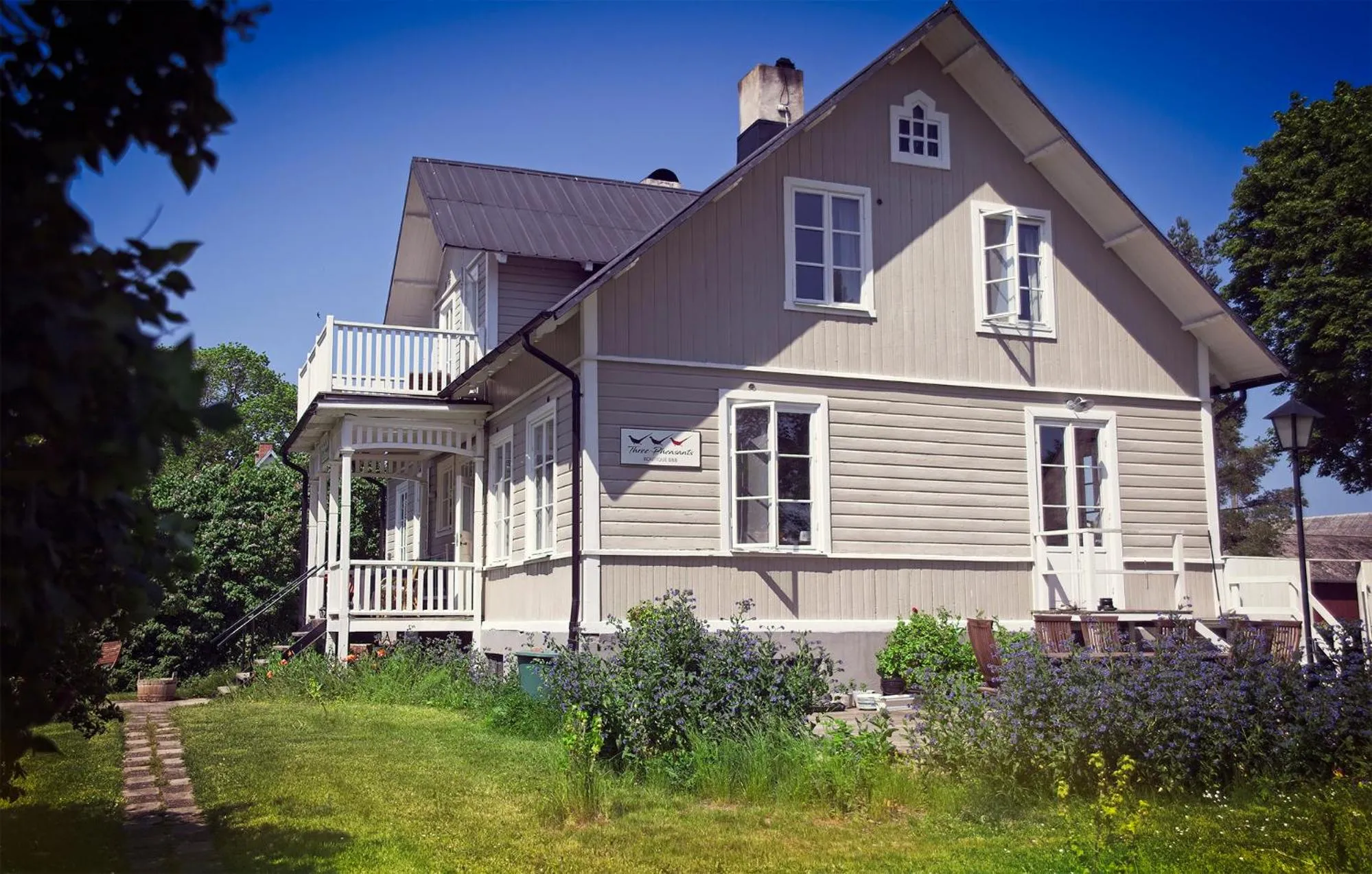 Property building in Three Pheasants Boutique Bed and Breakfast