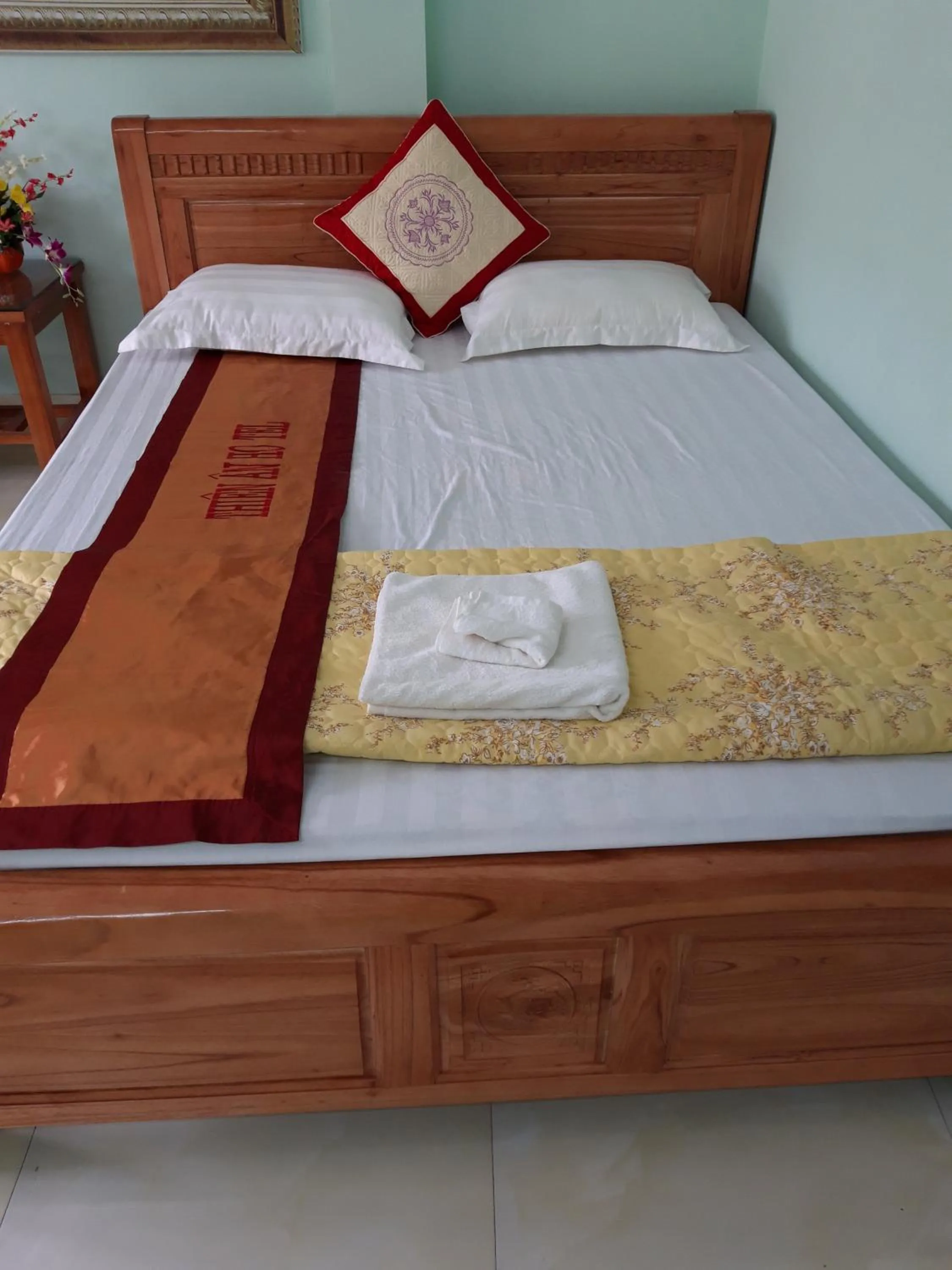 Bed in Yen Minh Hotel Thien An