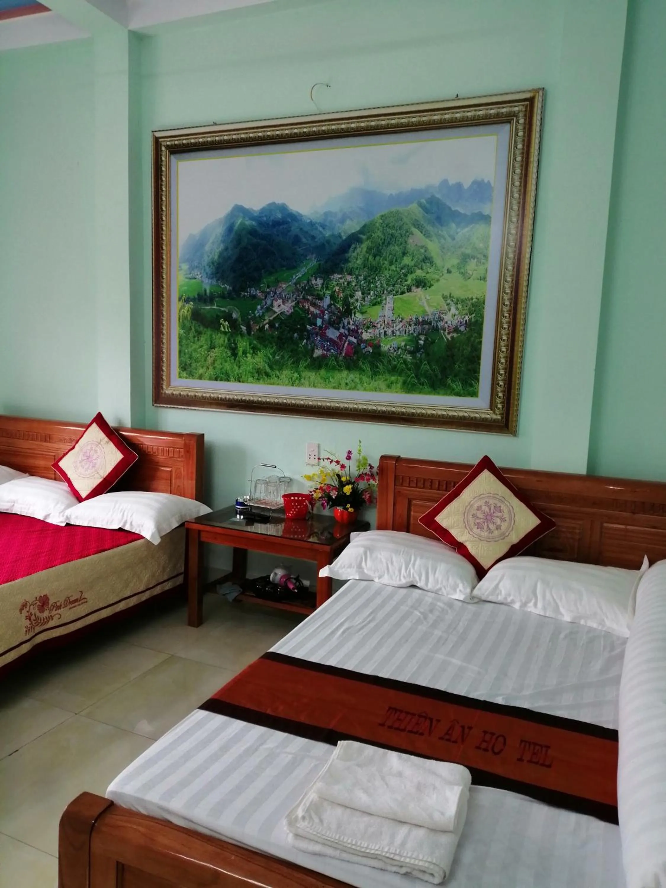 Bed in Yen Minh Hotel Thien An