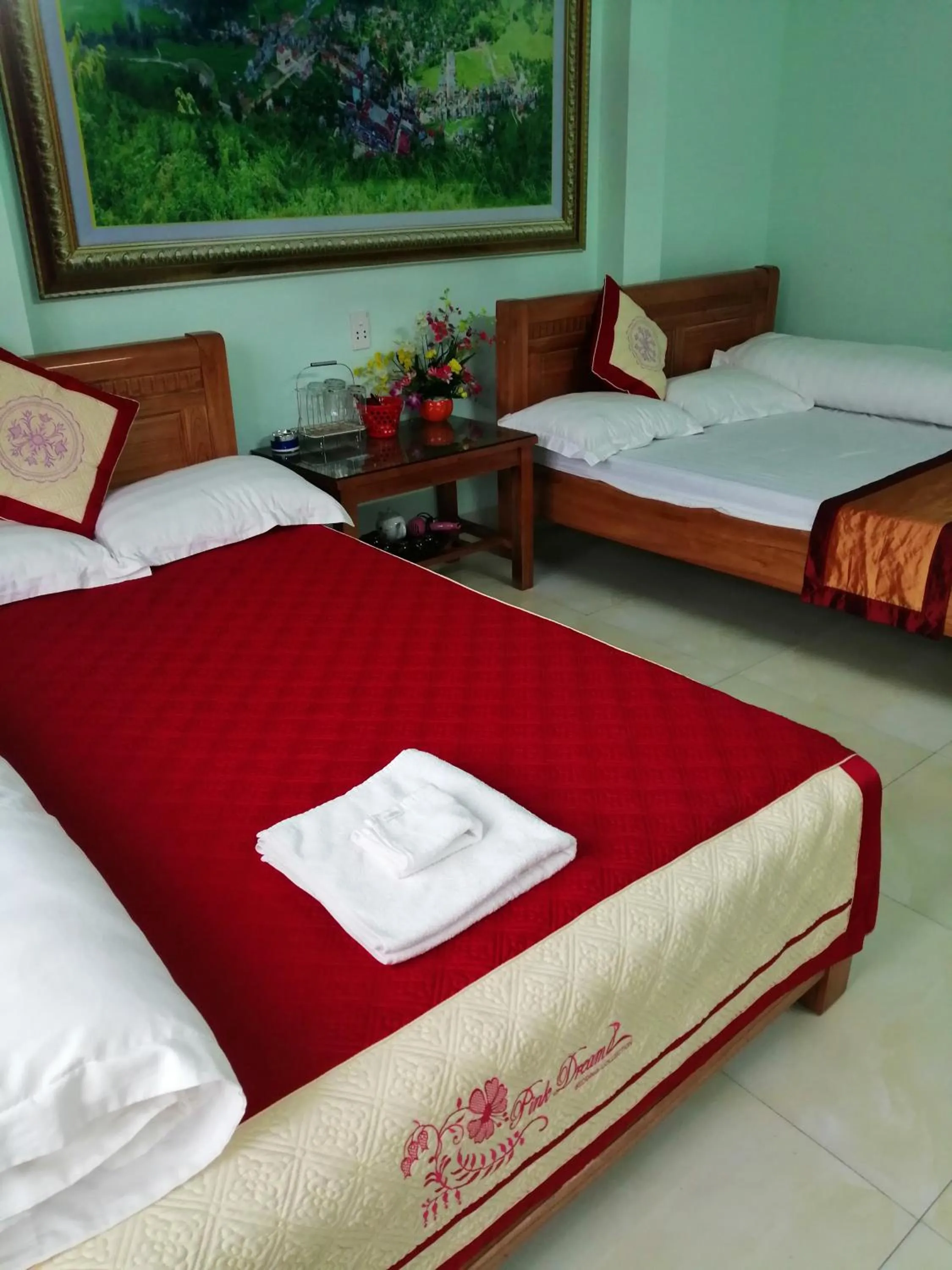 Bed in Yen Minh Hotel Thien An