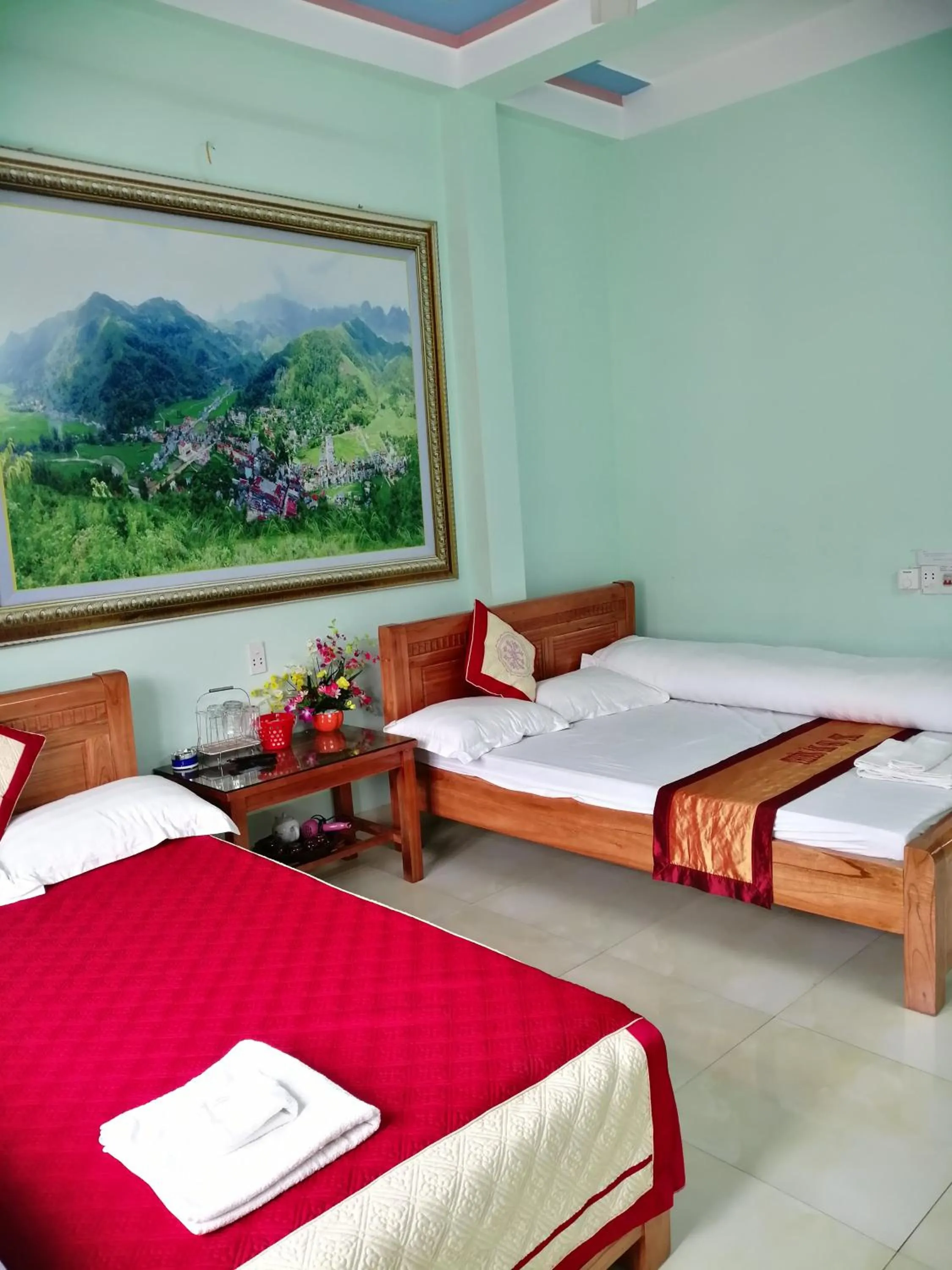 Bed in Yen Minh Hotel Thien An
