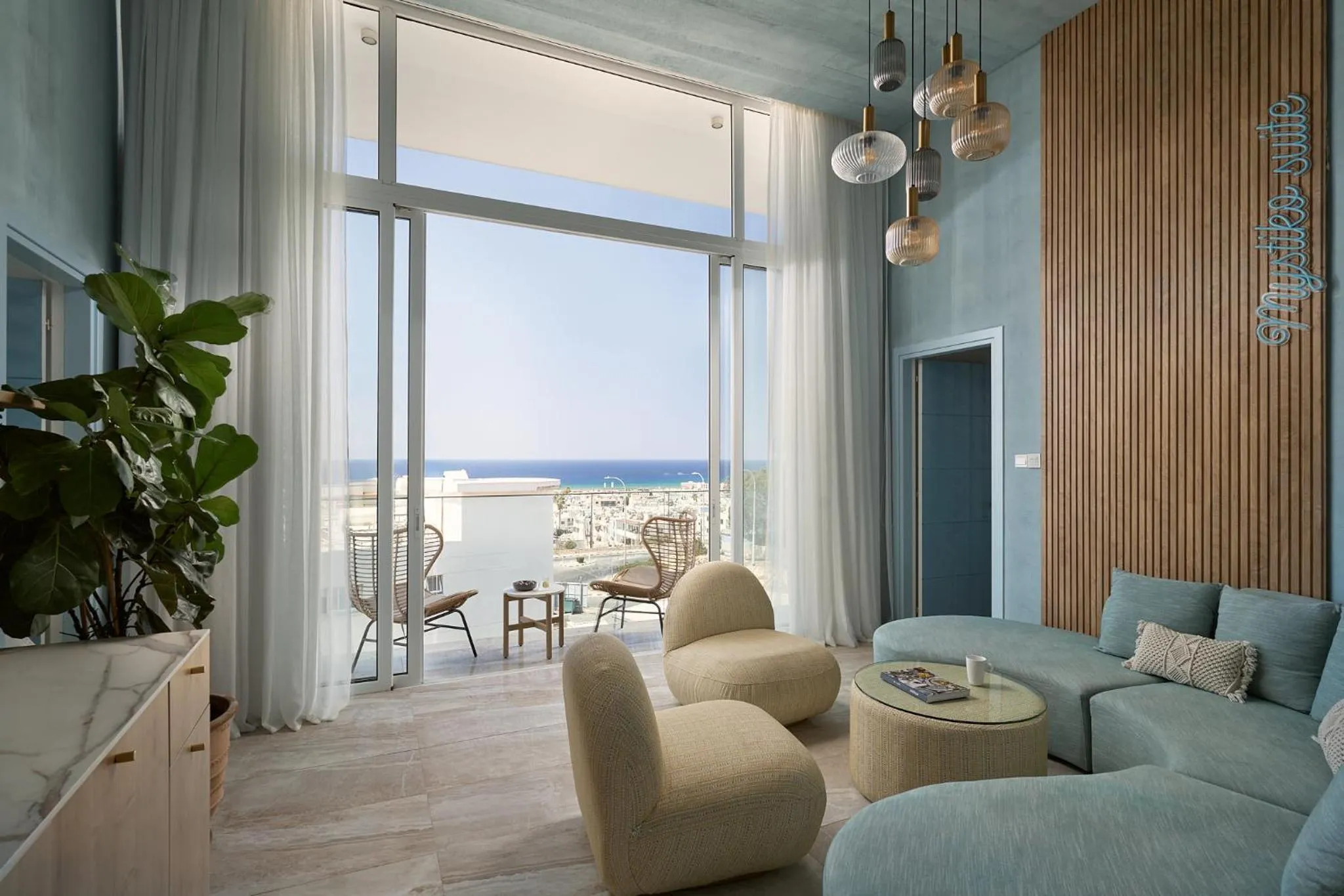 Hotel Napa Suites (Adults Only)