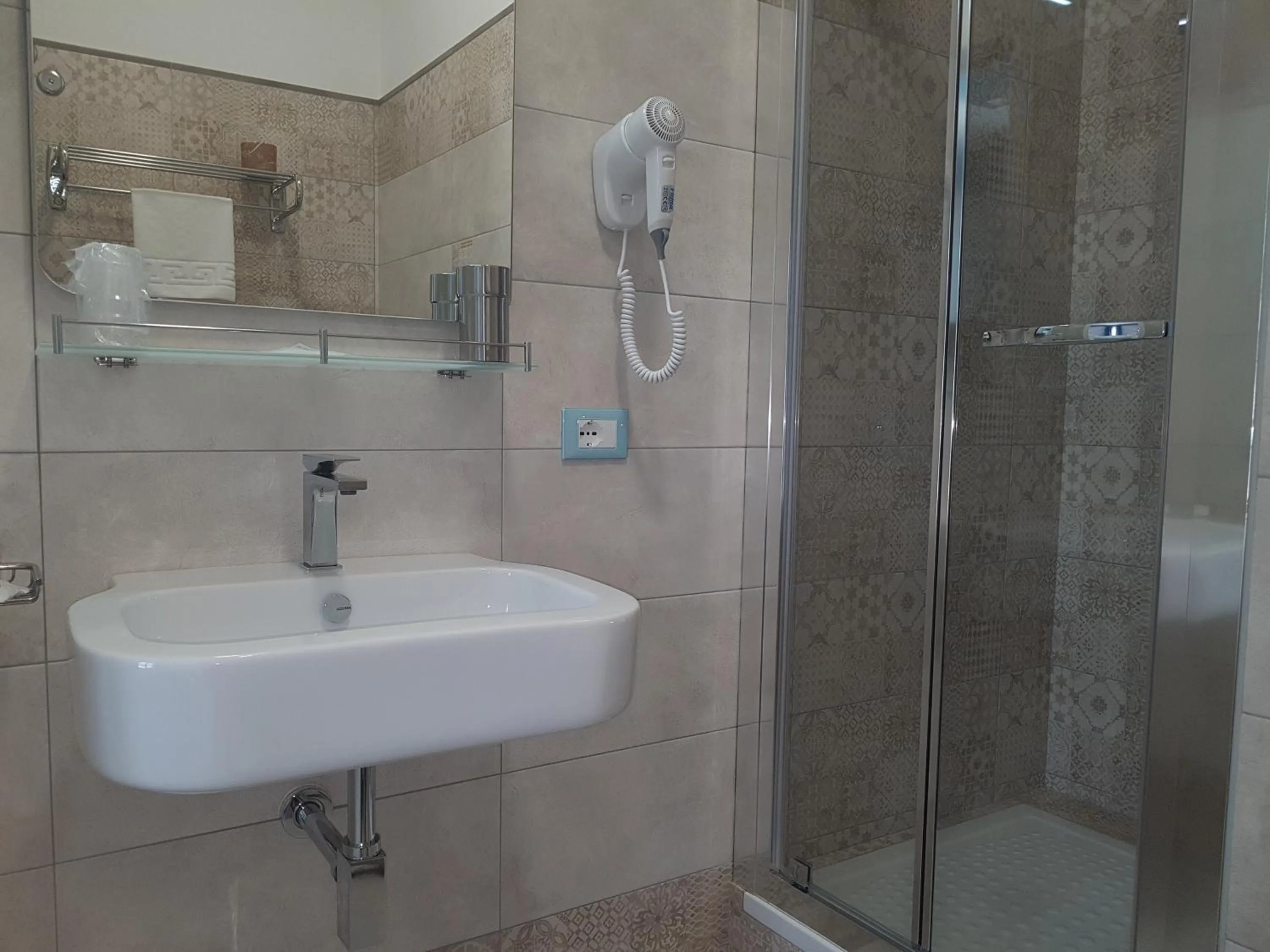 Bathroom in B&B Aloe Comfort Rooms