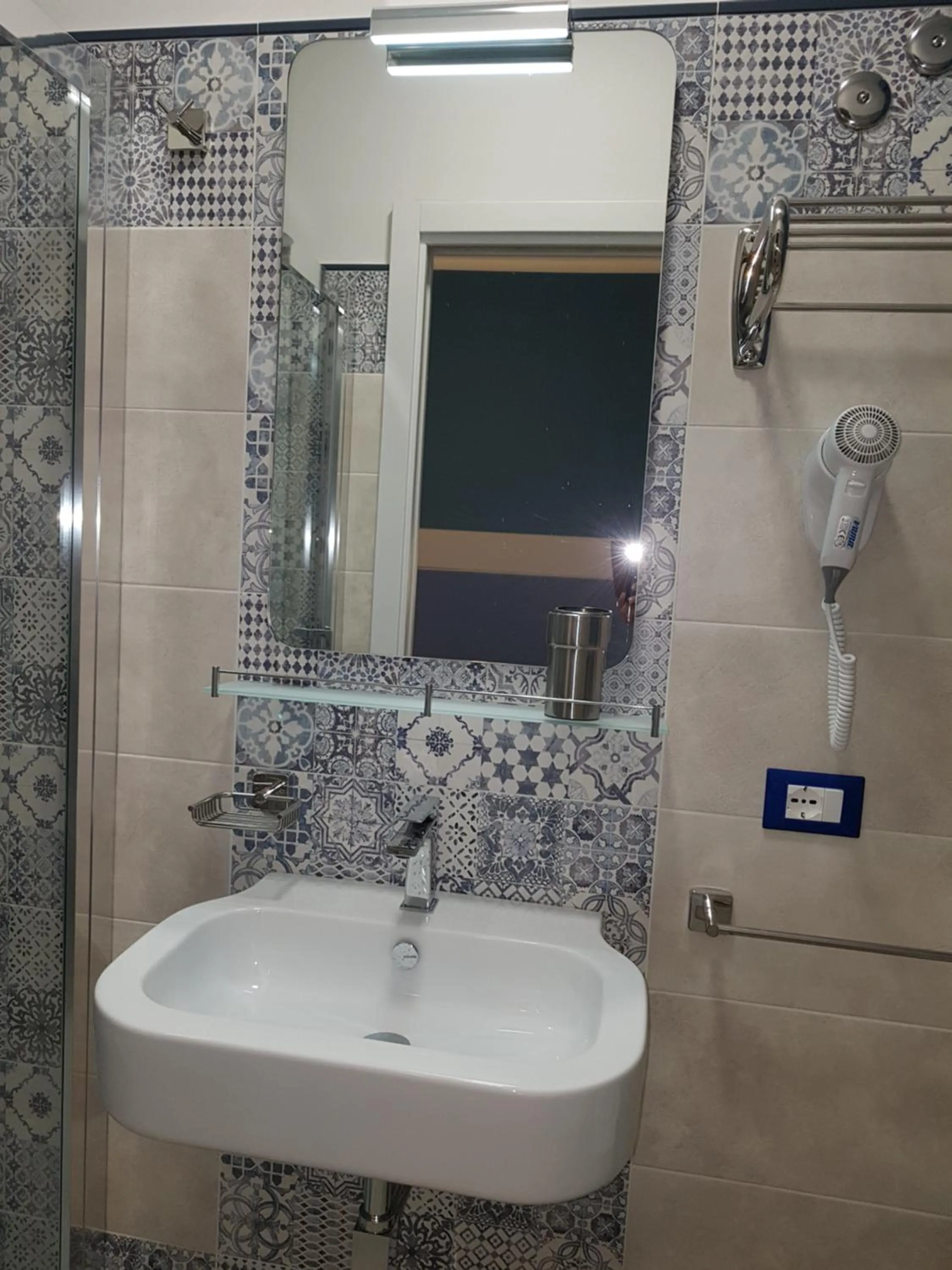 Bathroom in B&B Aloe Comfort Rooms