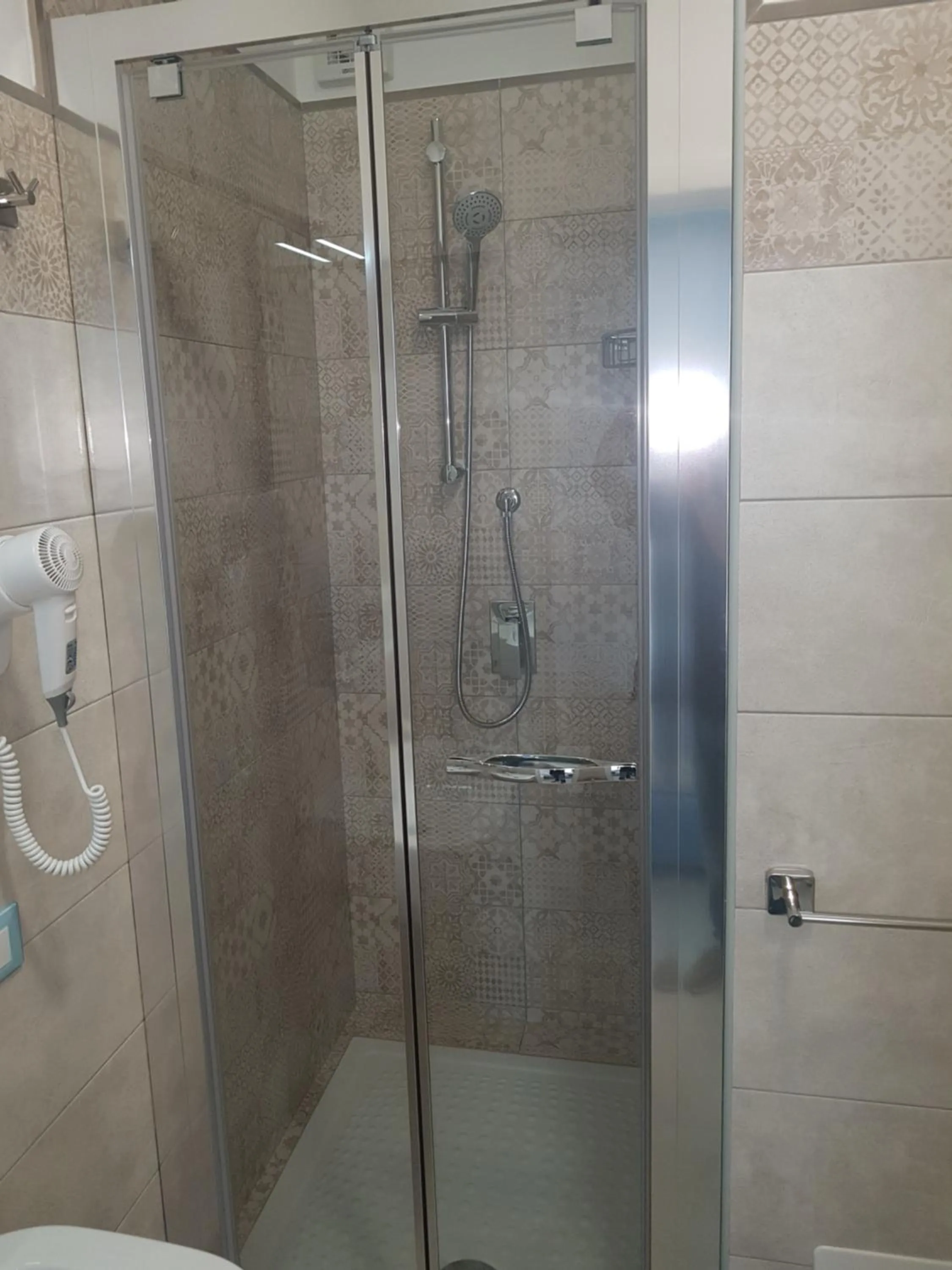 Bathroom in B&B Aloe Comfort Rooms