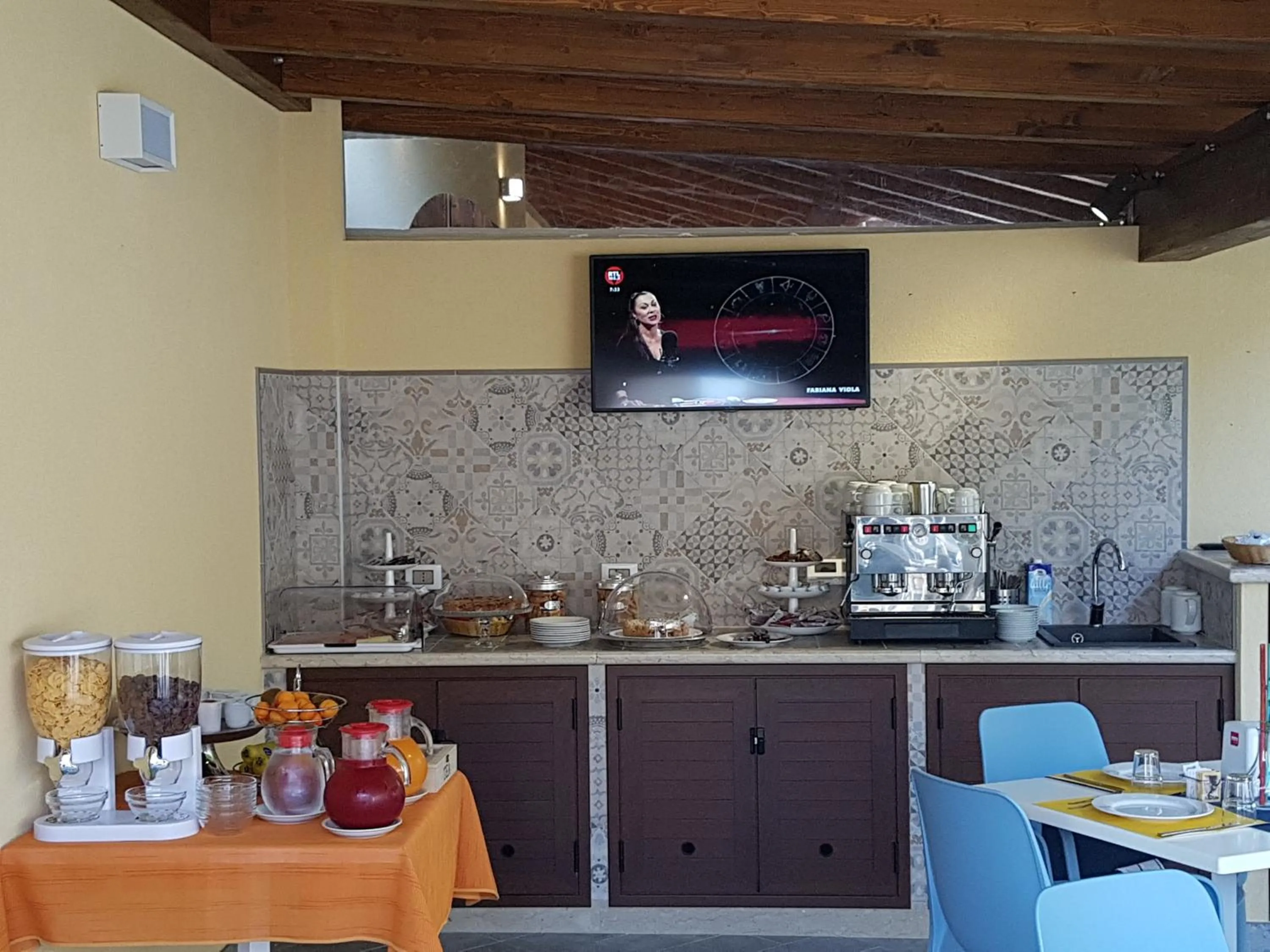 Food and drinks in B&B Aloe Comfort Rooms