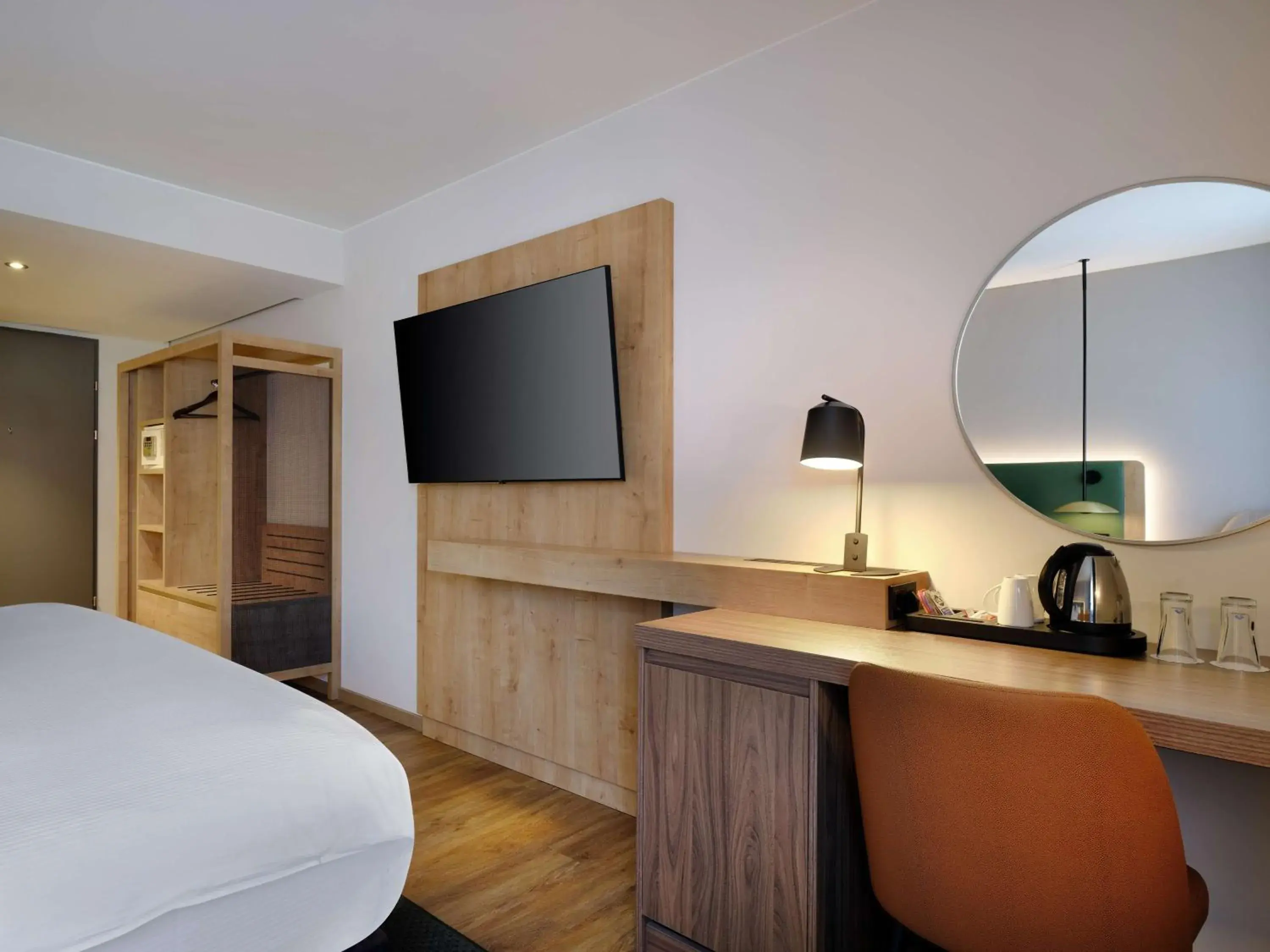 King Room in Hilton Garden Inn Innsbruck Tivoli King Room in Hilton Garden Inn Innsbruck Tivoli