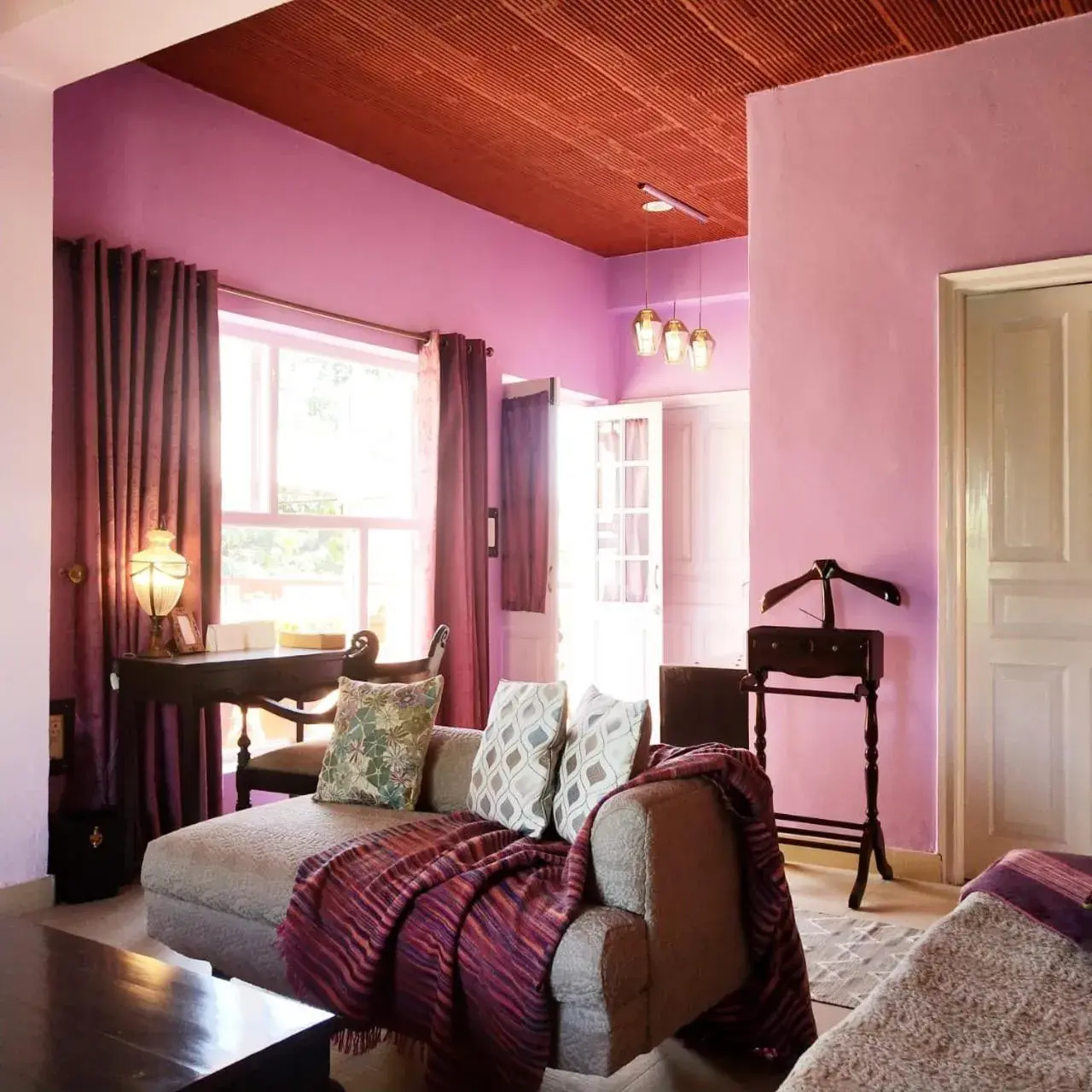 Bed in Ranjit's Svaasa Amritsar Bed in Ranjit's Svaasa Amritsar