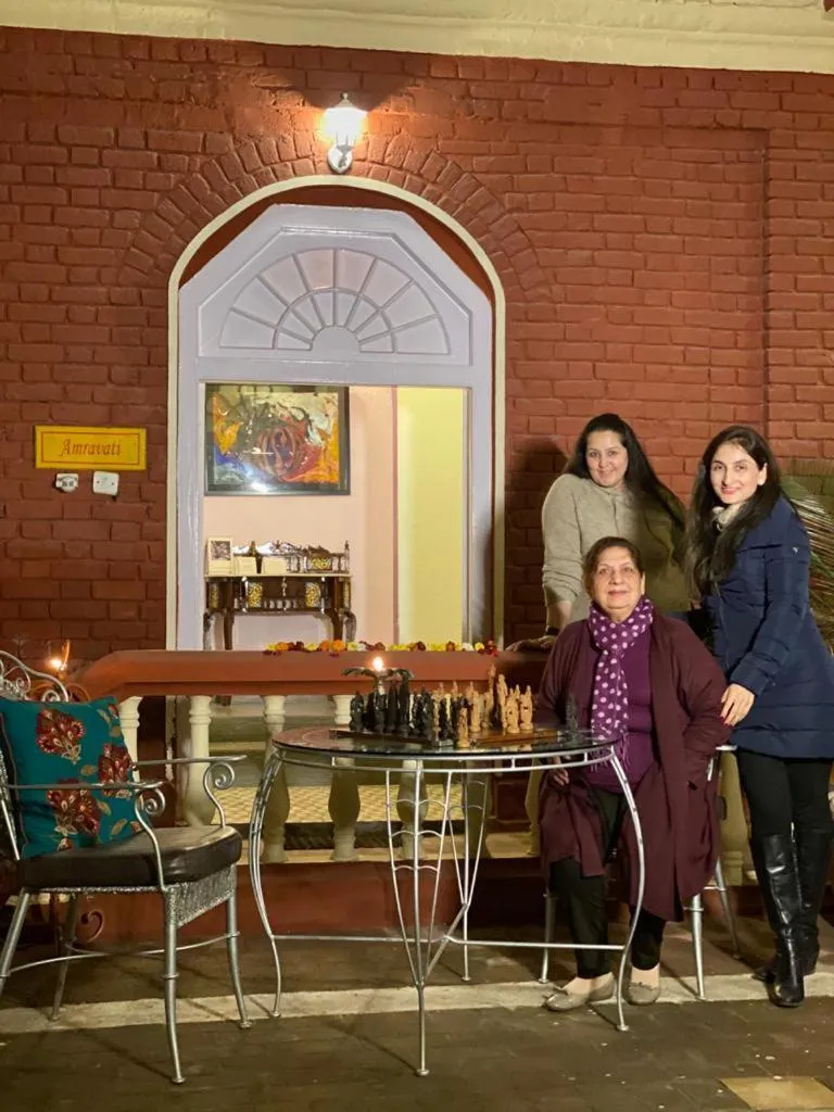 People in Ranjit's Svaasa Amritsar